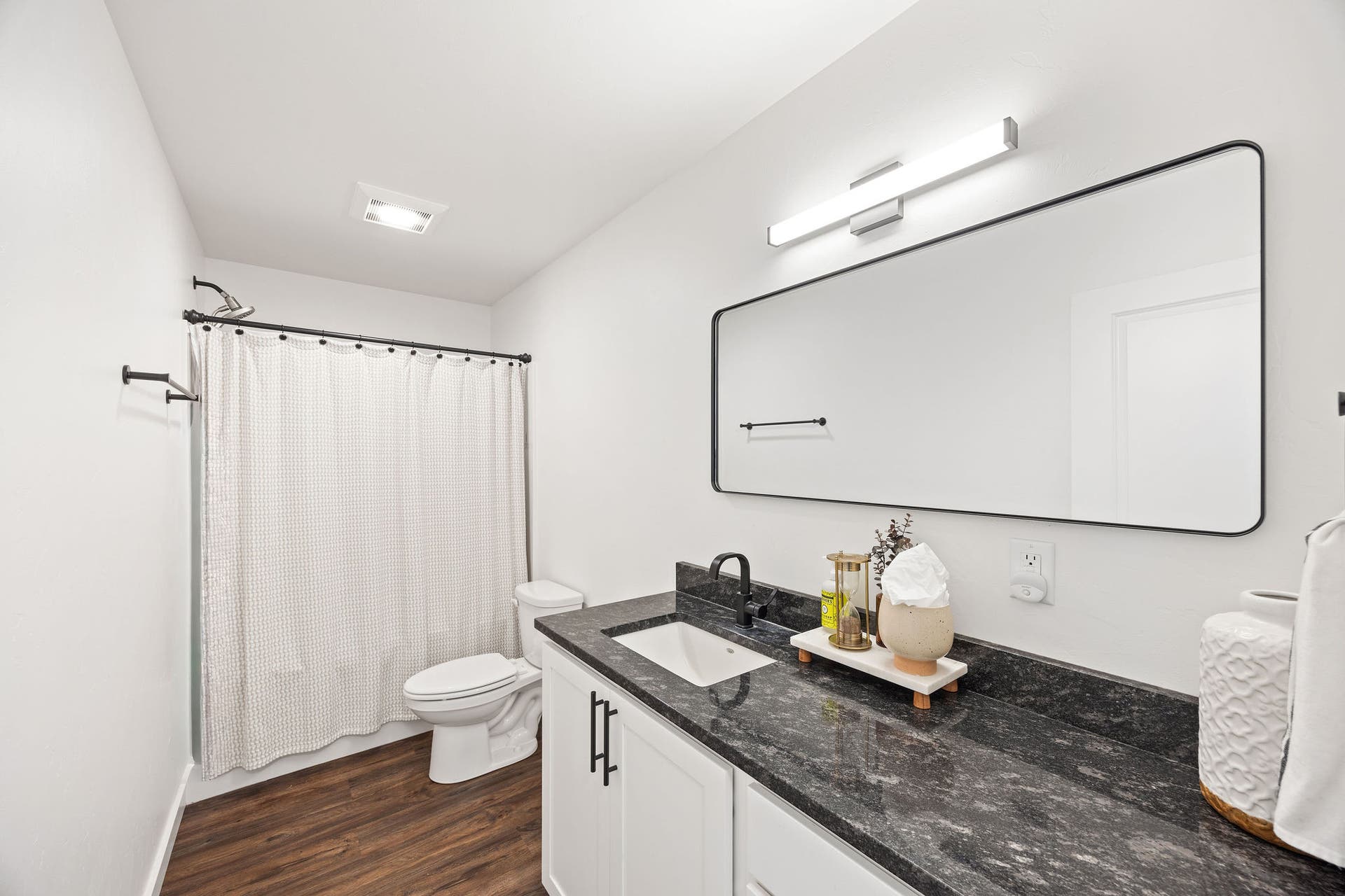 221 Stage Ridge Road, Bigfork, MT 59911 Full Bathroom with granite countertop and single vanity