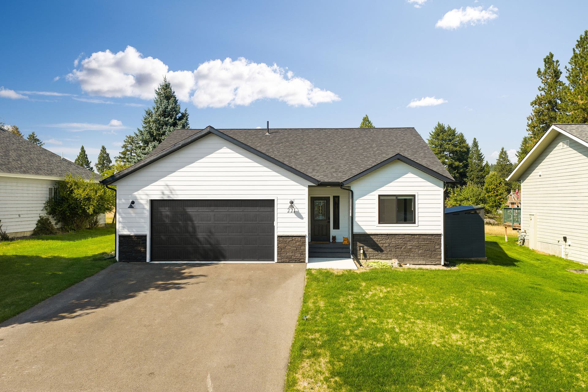 221 Stage Ridge Road, Bigfork, MT 59911 2024 New Construction, Ranch-style 3BD/2BA home in the Stage Ridge neighborhood