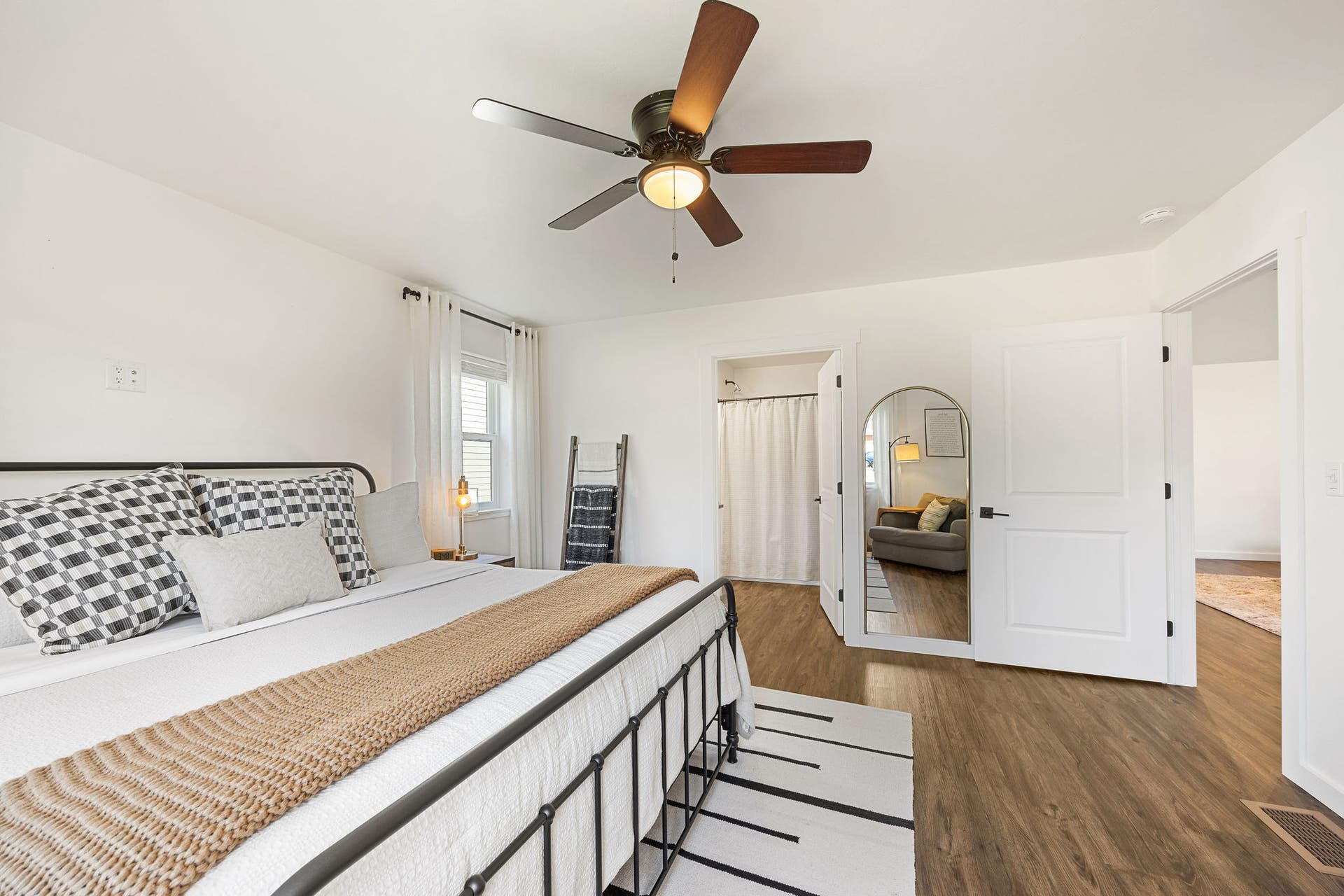 221 Stage Ridge Road, Bigfork, MT 59911 Luxury vinyl plank flooring
