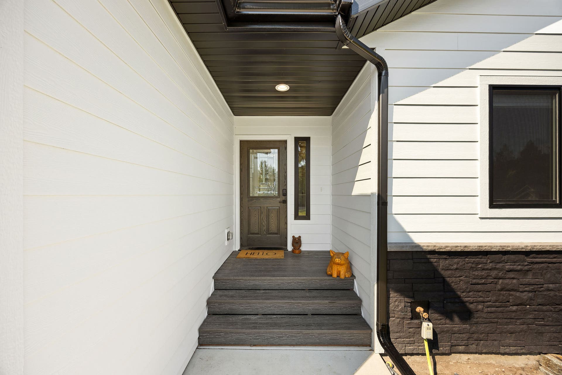 221 Stage Ridge Road, Bigfork, MT 59911 Front entry