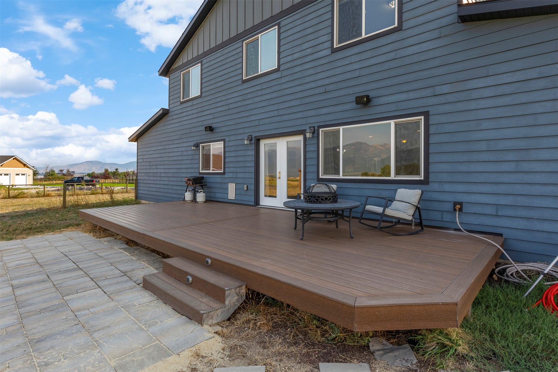 601 Ruby Court, Stevensville, MT 59870 Back deck