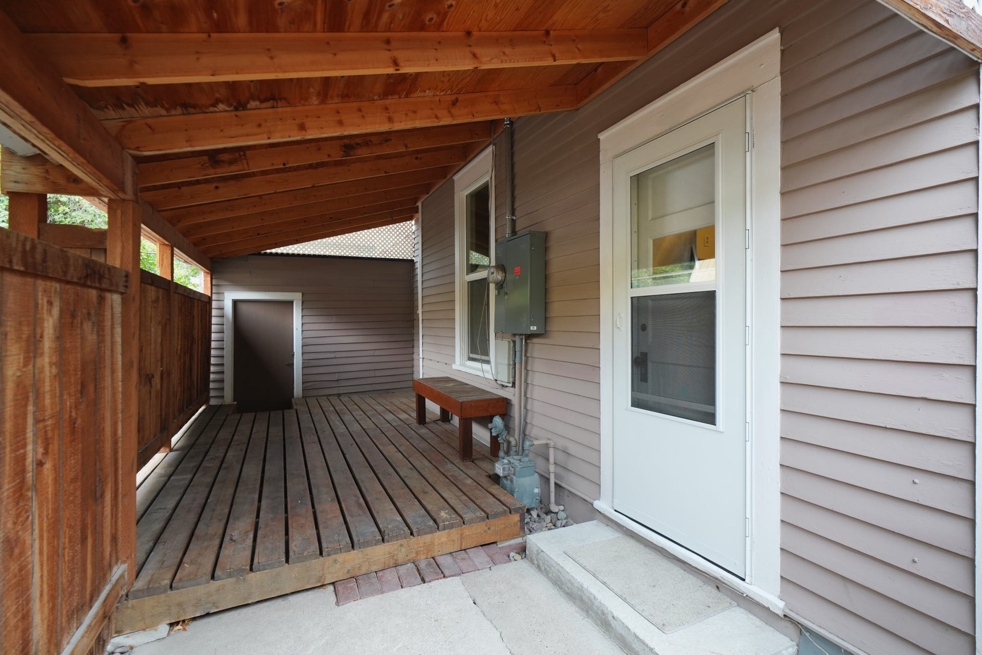 327 3rd Street E, Kalispell, MT 59901 327 3rd Street E, Kalispell, MT 59901