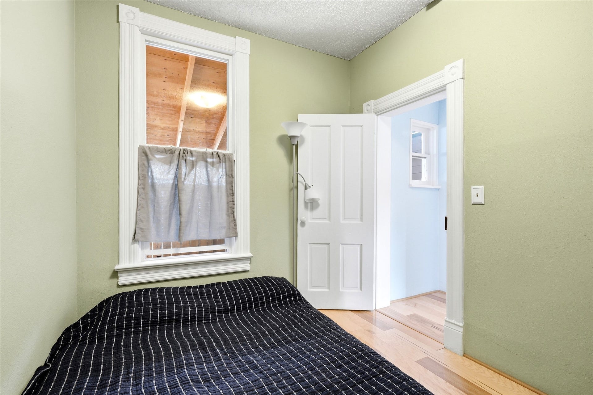 327 3rd Street E, Kalispell, MT 59901 327 3rd Street E, Kalispell, MT 59901