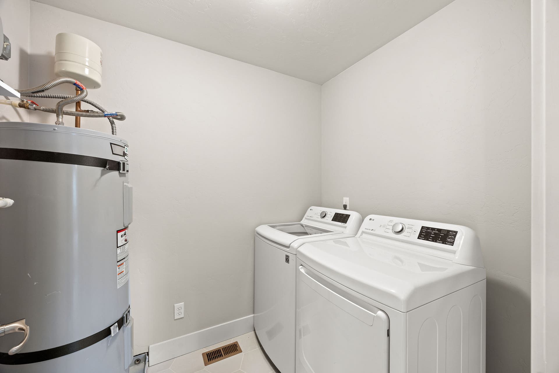 19 Crossbuck Trail, Bigfork, MT 59911 19 Crossbuck Trail, Bigfork, MT 59911