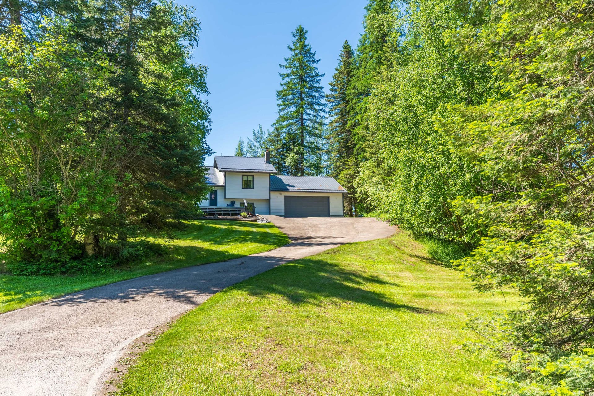 130 Alpine Drive, Bigfork, MT 59911 Paved driveway