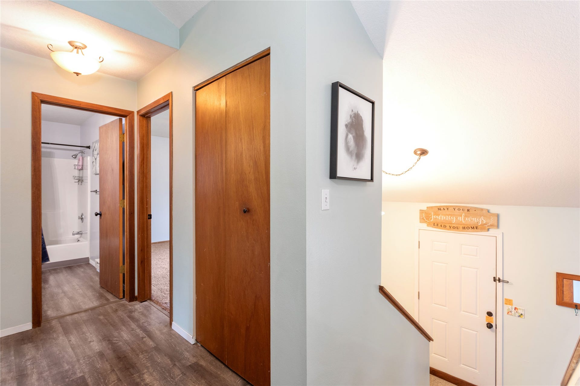 130 Alpine Drive, Bigfork, MT 59911 Upstairs hallway