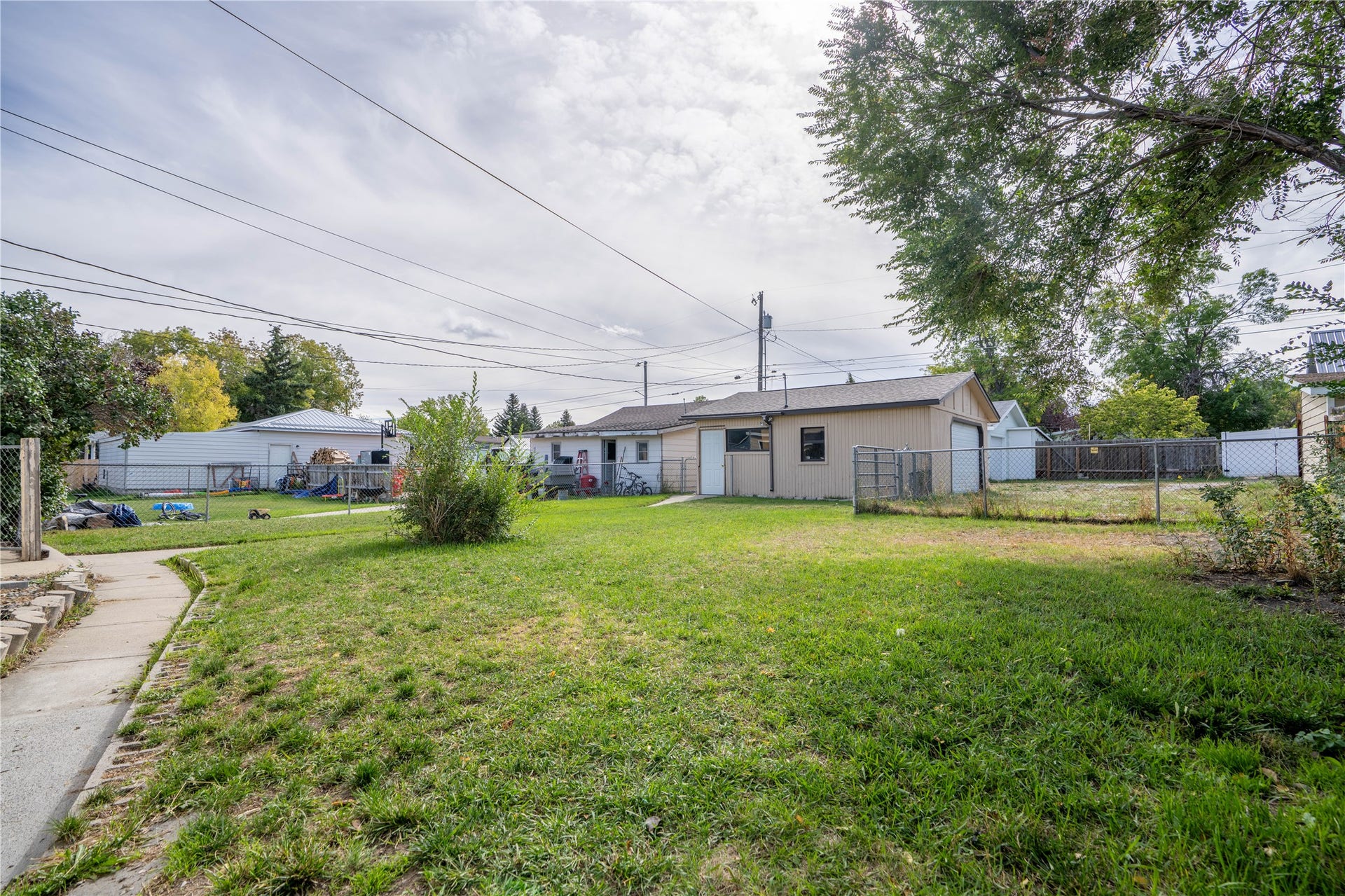 1905 Boulder Avenue, Helena, MT 59601 1905 Boulder Avenue, Helena, MT 59601