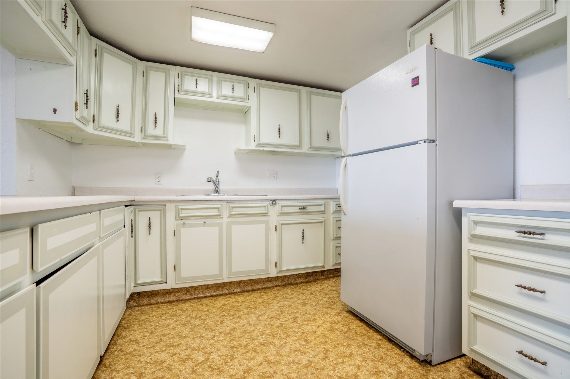 1905 Boulder Avenue, Helena, MT 59601 1905 Boulder Avenue, Helena, MT 59601