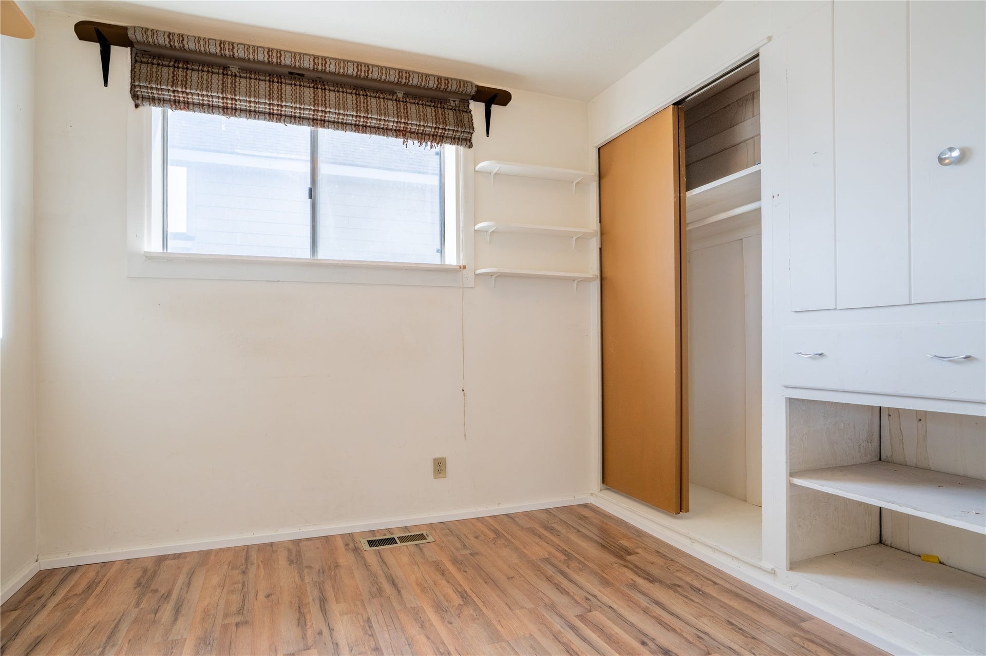 1905 Boulder Avenue, Helena, MT 59601 1905 Boulder Avenue, Helena, MT 59601