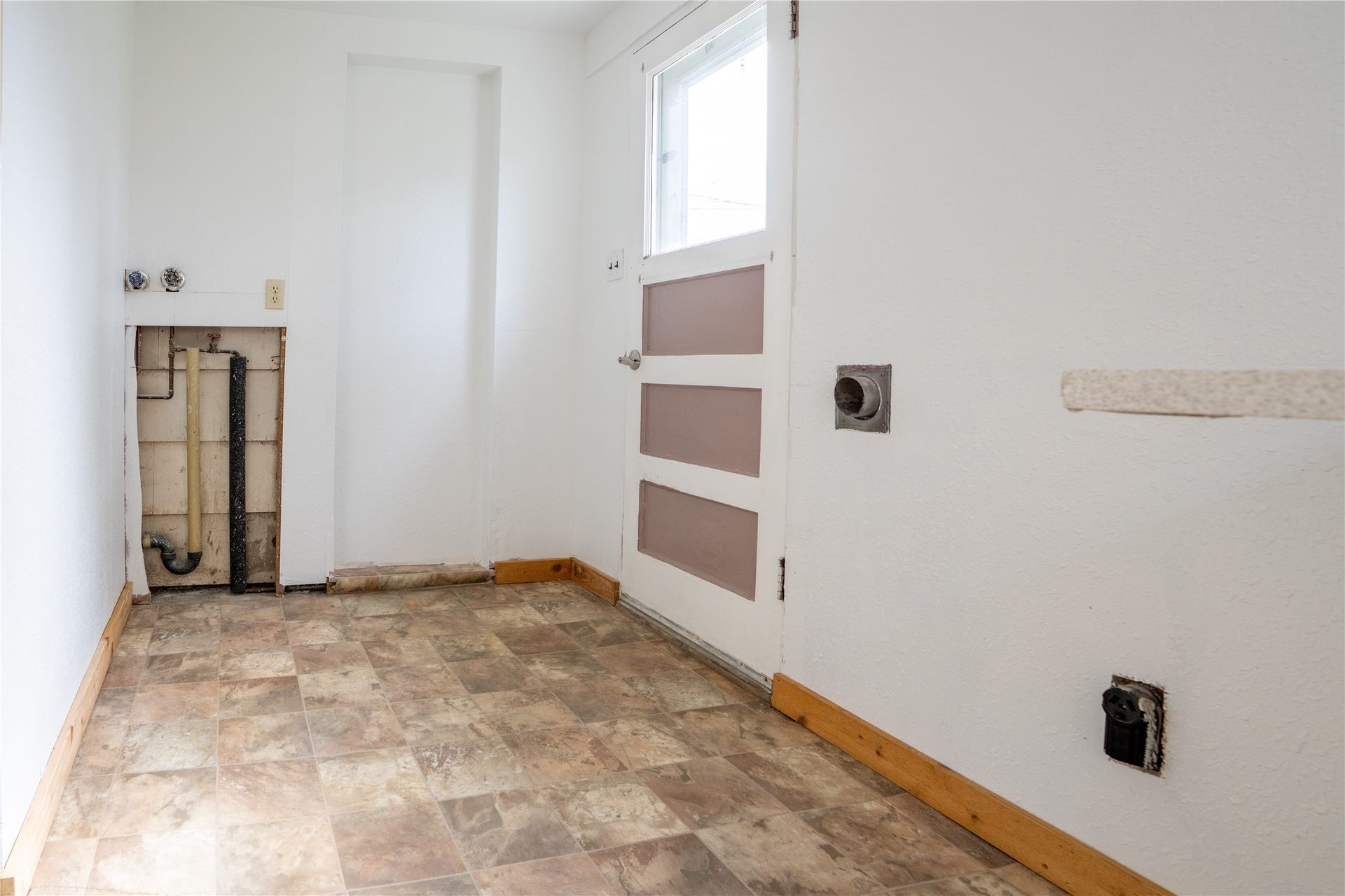 1905 Boulder Avenue, Helena, MT 59601 1905 Boulder Avenue, Helena, MT 59601