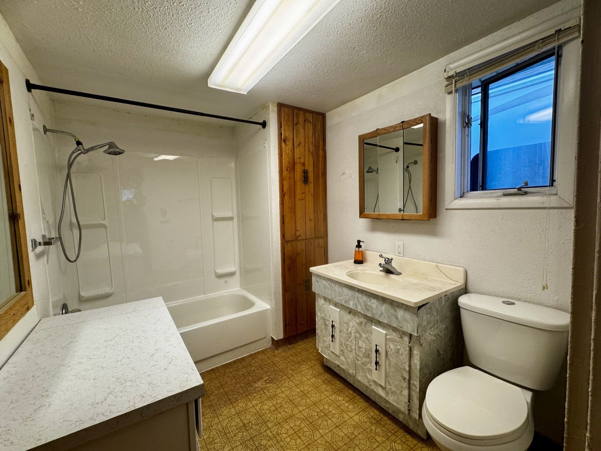 1905 Boulder Avenue, Helena, MT 59601 1905 Boulder Avenue, Helena, MT 59601