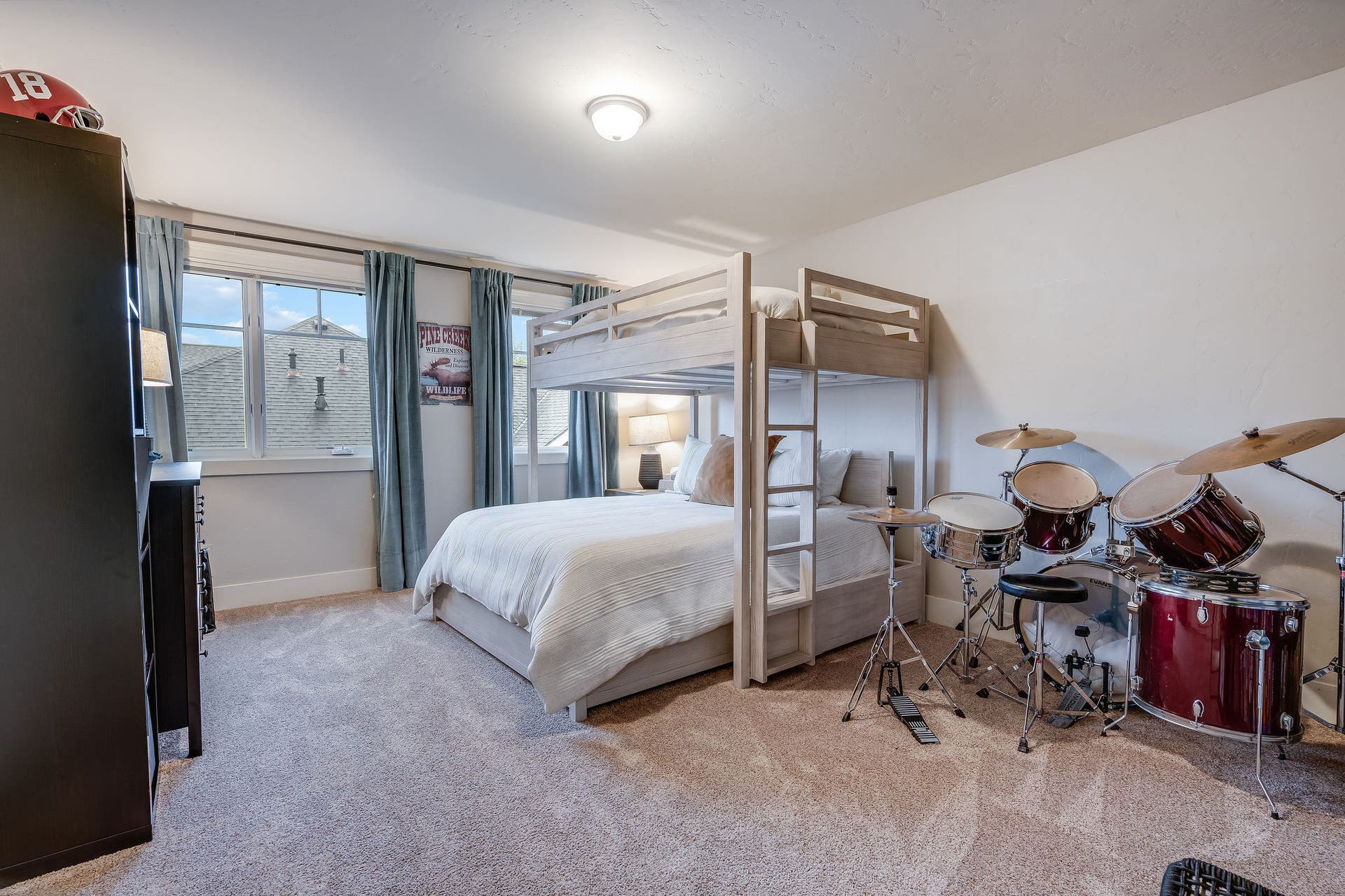 5017 Flatwater Drive, Whitefish, MT 59937 5017 Flatwater Drive, Whitefish, MT 59937