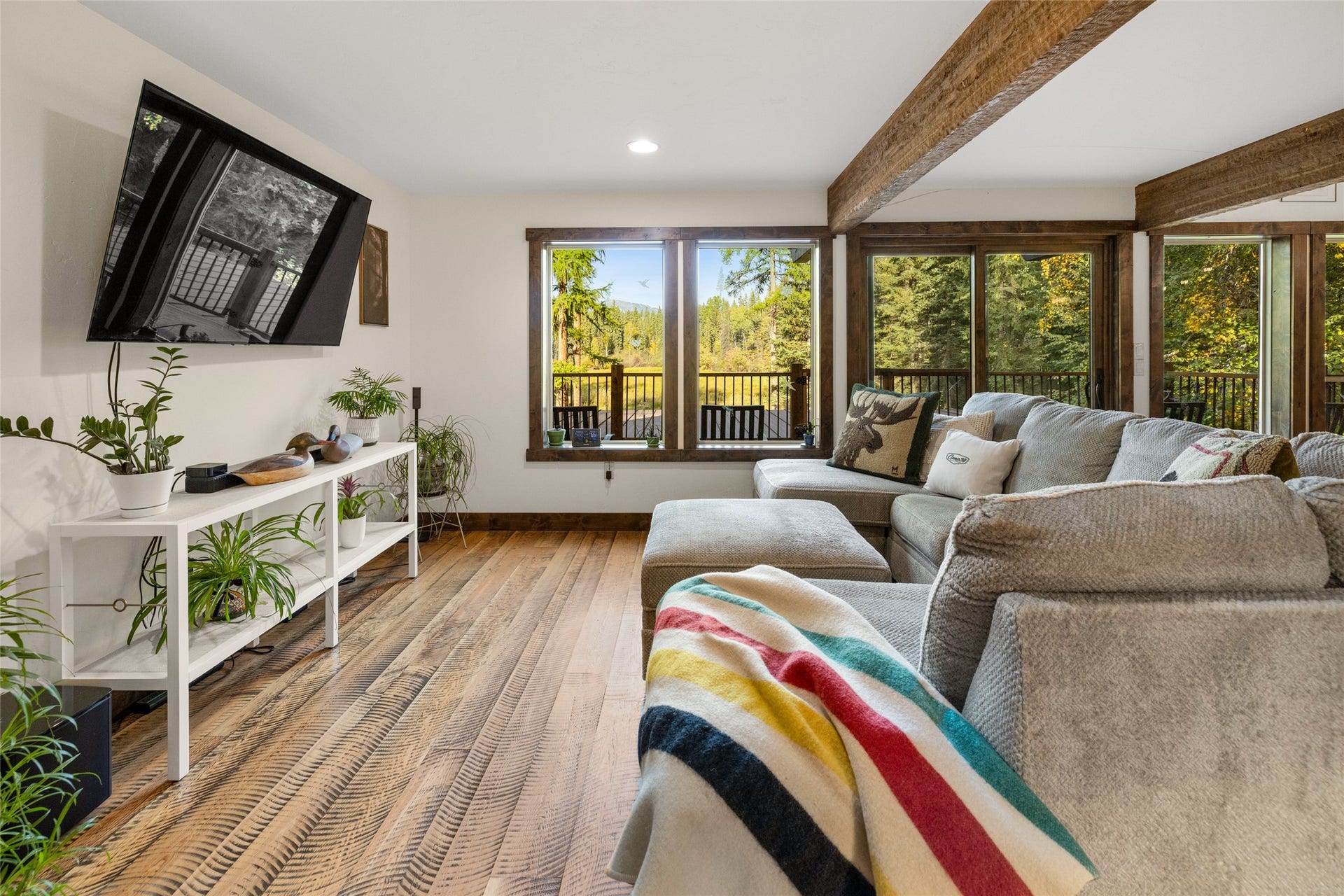 675 Beaver Lake Road, Whitefish, MT 59937 675 Beaver Lake Road, Whitefish, MT 59937