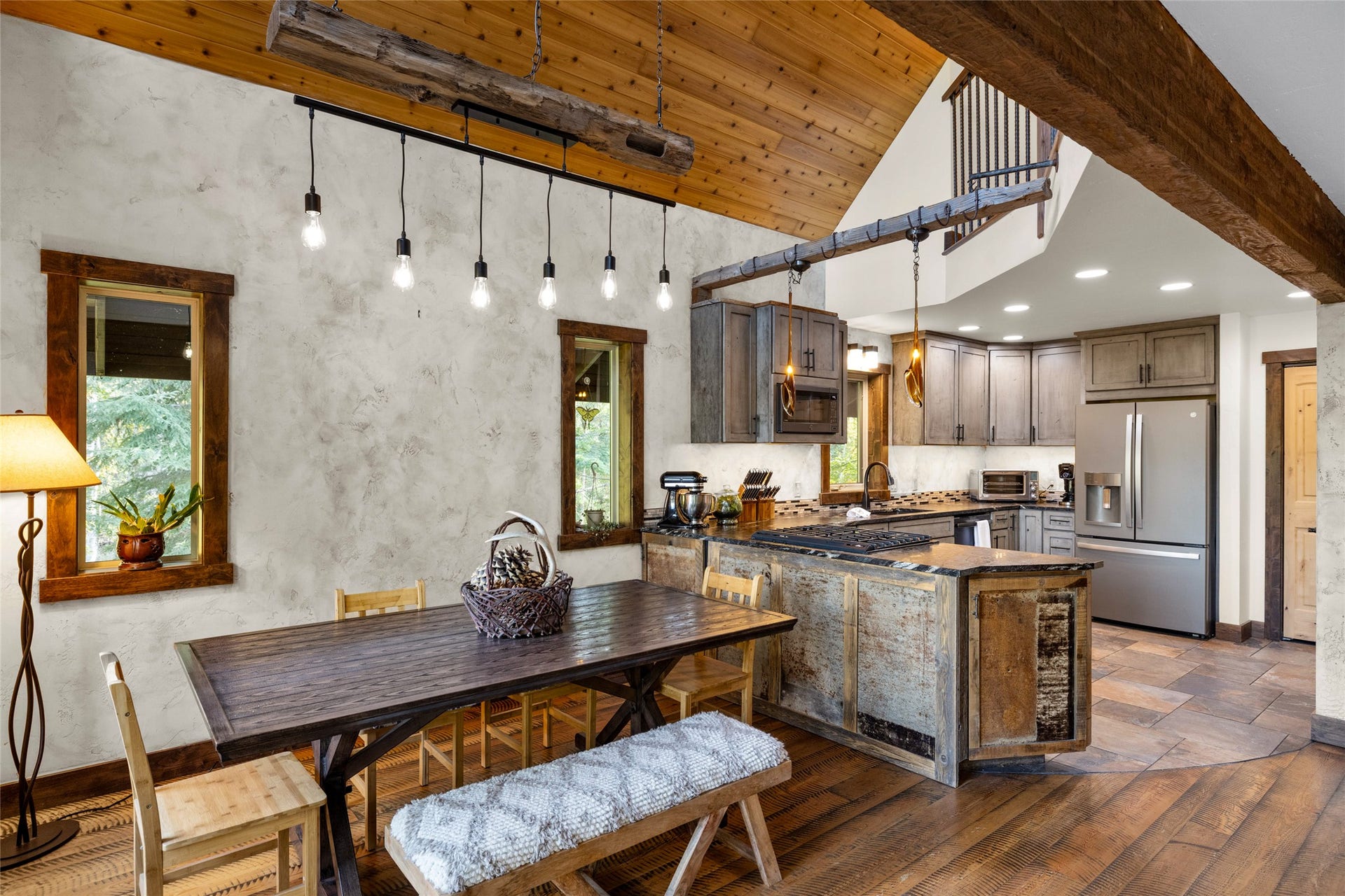675 Beaver Lake Road, Whitefish, MT 59937 675 Beaver Lake Road, Whitefish, MT 59937