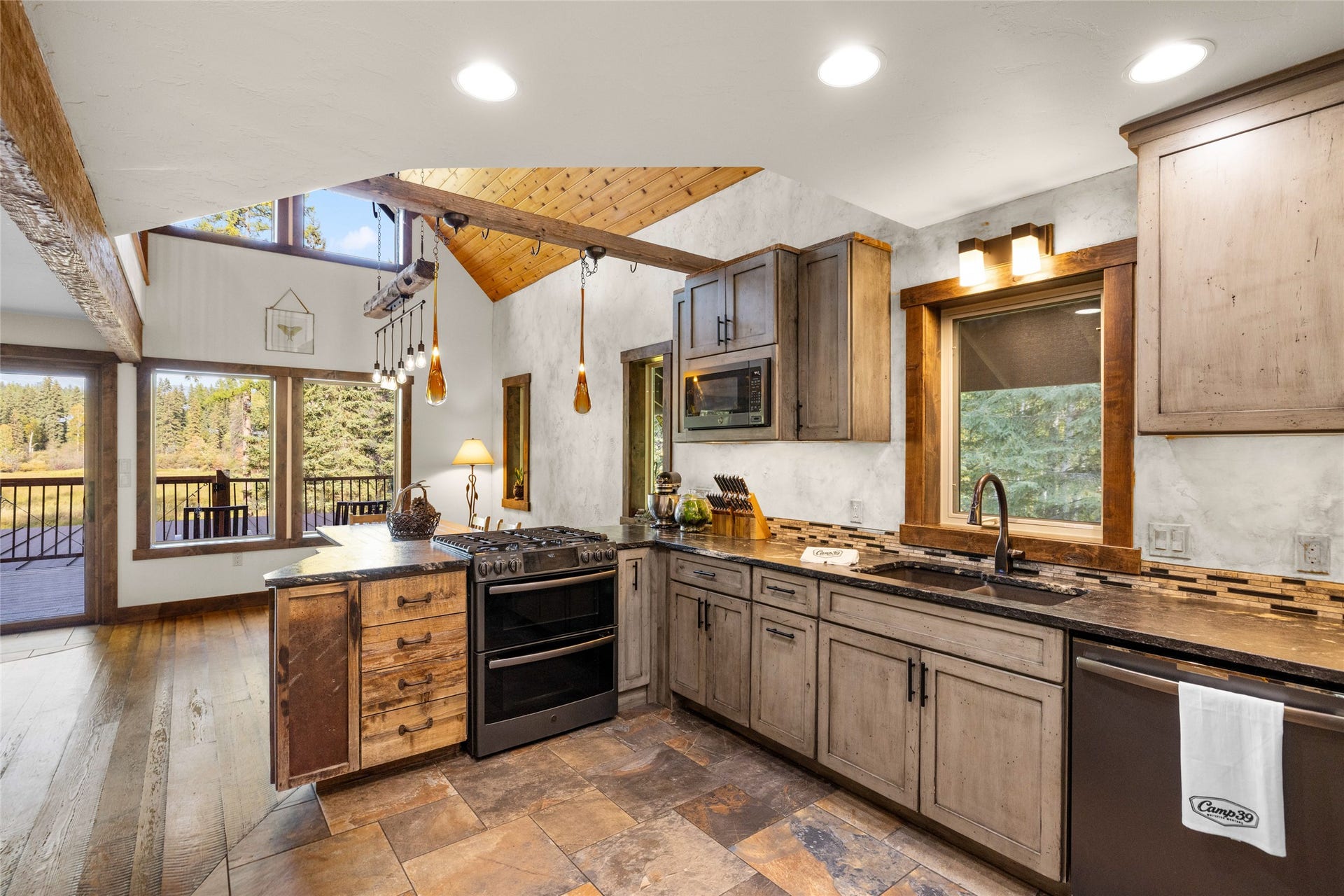 675 Beaver Lake Road, Whitefish, MT 59937 675 Beaver Lake Road, Whitefish, MT 59937