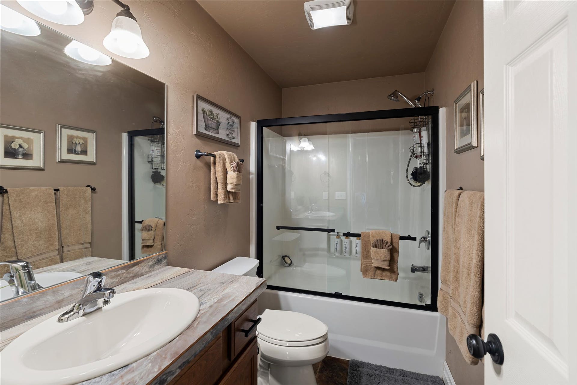1201 Mill Creek Drive, Bigfork, MT 59911 1201 Mill Creek Drive - Bigfork, MT 59911