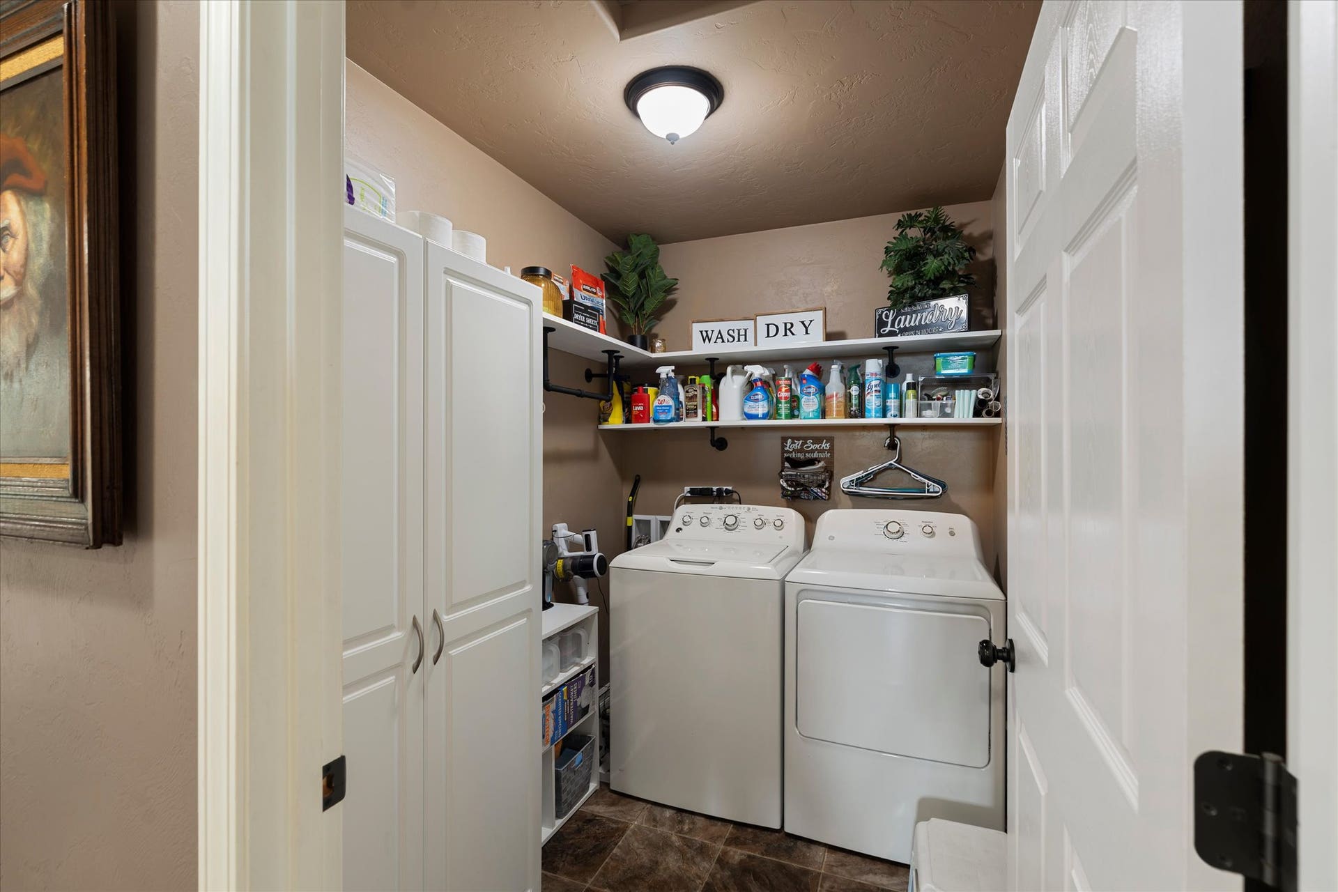1201 Mill Creek Drive, Bigfork, MT 59911 1201 Mill Creek Drive - Bigfork, MT 59911