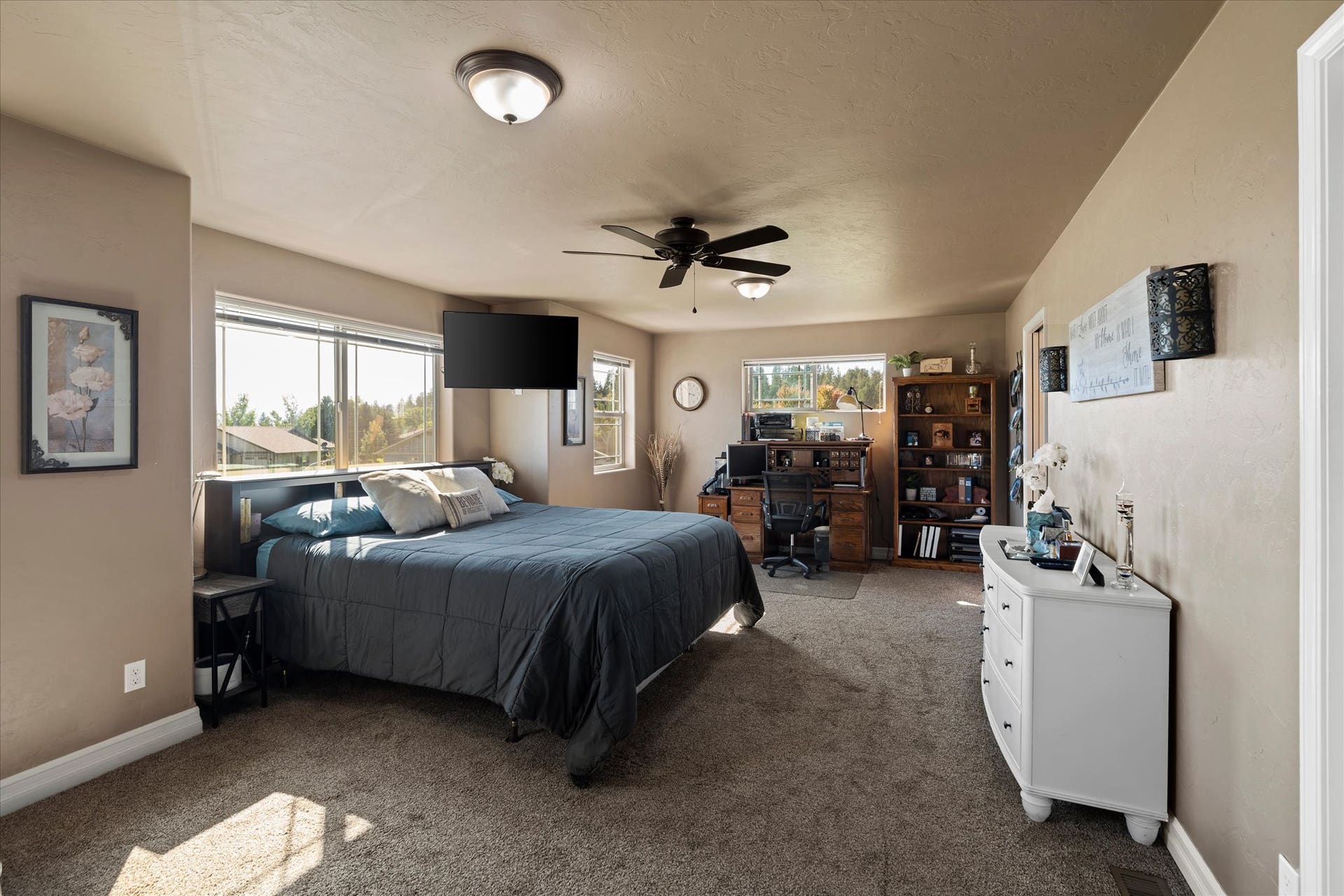 1201 Mill Creek Drive, Bigfork, MT 59911 1201 Mill Creek Drive - Bigfork, MT 59911