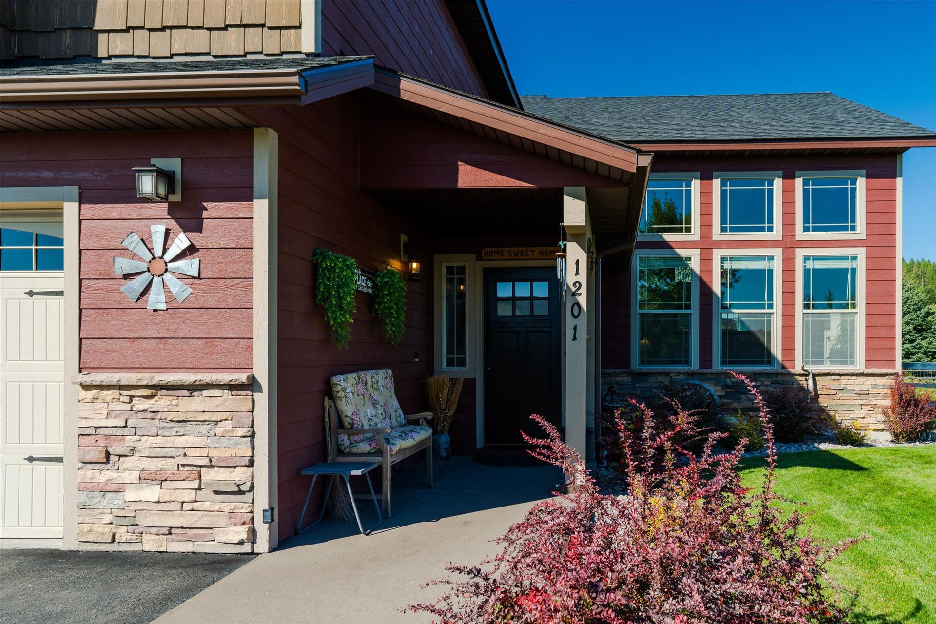 1201 Mill Creek Drive, Bigfork, MT 59911 1201 Mill Creek Drive - Bigfork, MT 59911