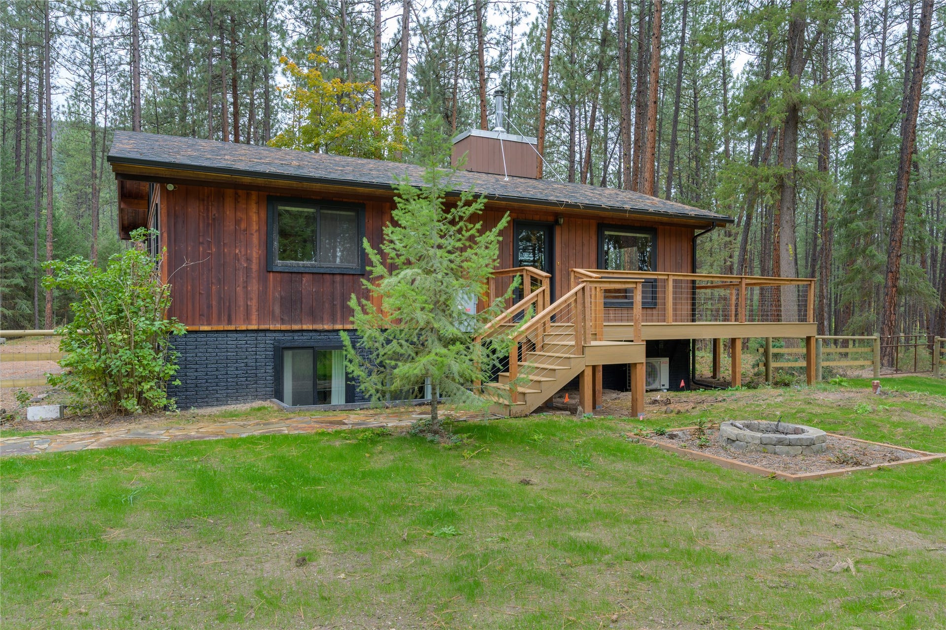 1013 Meadow Lane, Alberton, MT 59820