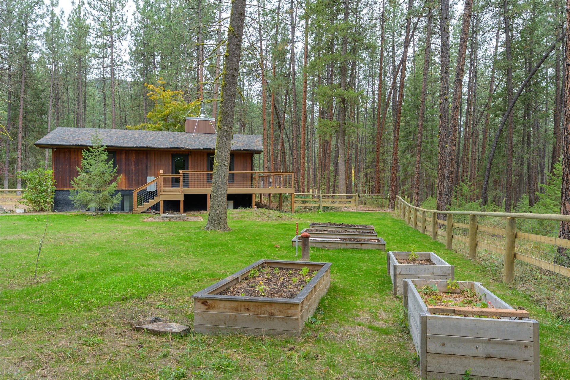 1013 Meadow Lane, Alberton, MT 59820