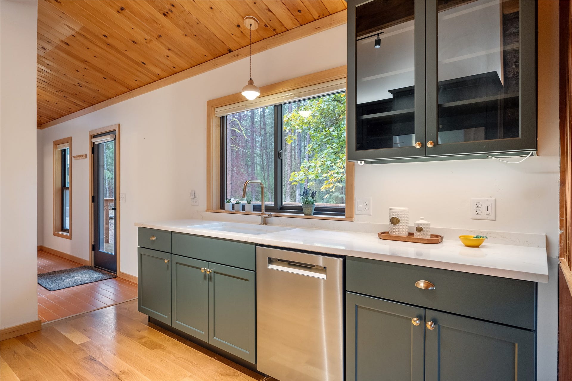 1013 Meadow Lane, Alberton, MT 59820