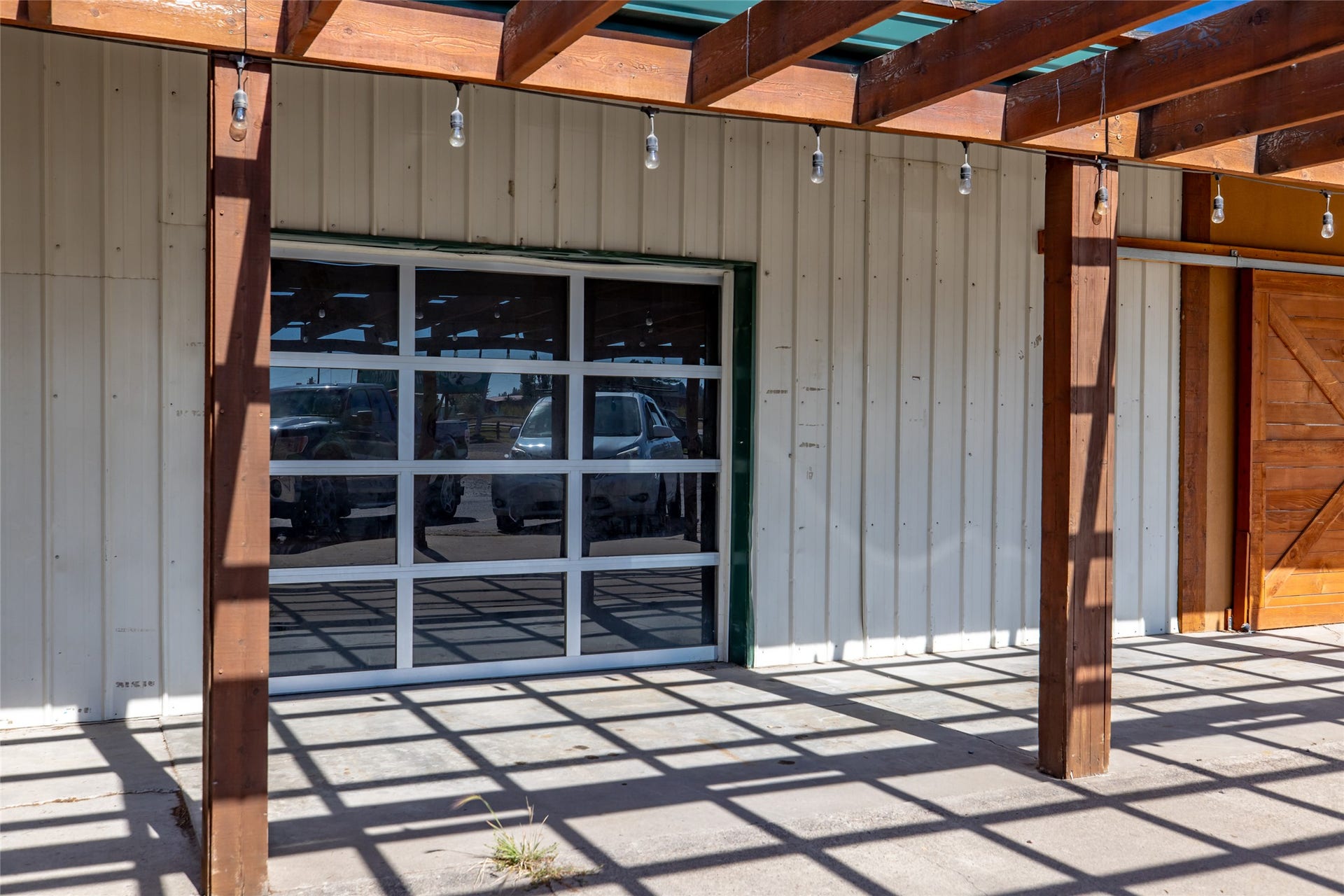 3250 US Hwy 2 E, Kalispell, MT 59901 3250 US Hwy 2 E, Kalispell, MT 59901