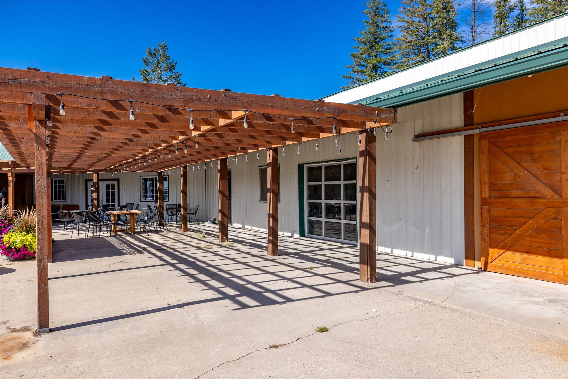 3250 US Hwy 2 E, Kalispell, MT 59901 3250 US Hwy 2 E, Kalispell, MT 59901