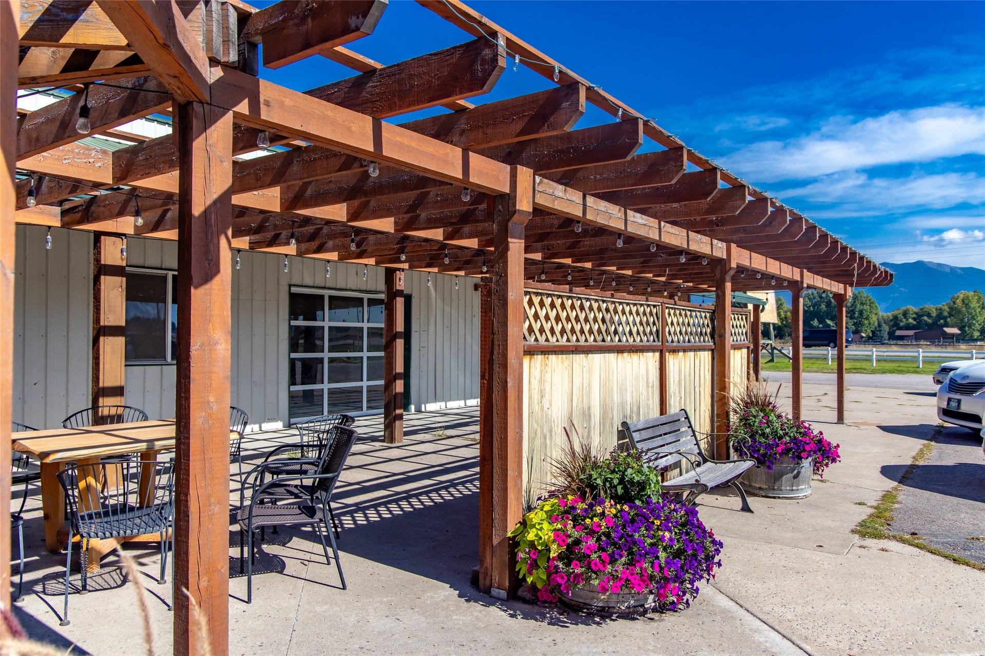 3250 US Hwy 2 E, Kalispell, MT 59901 3250 US Hwy 2 E, Kalispell, MT 59901
