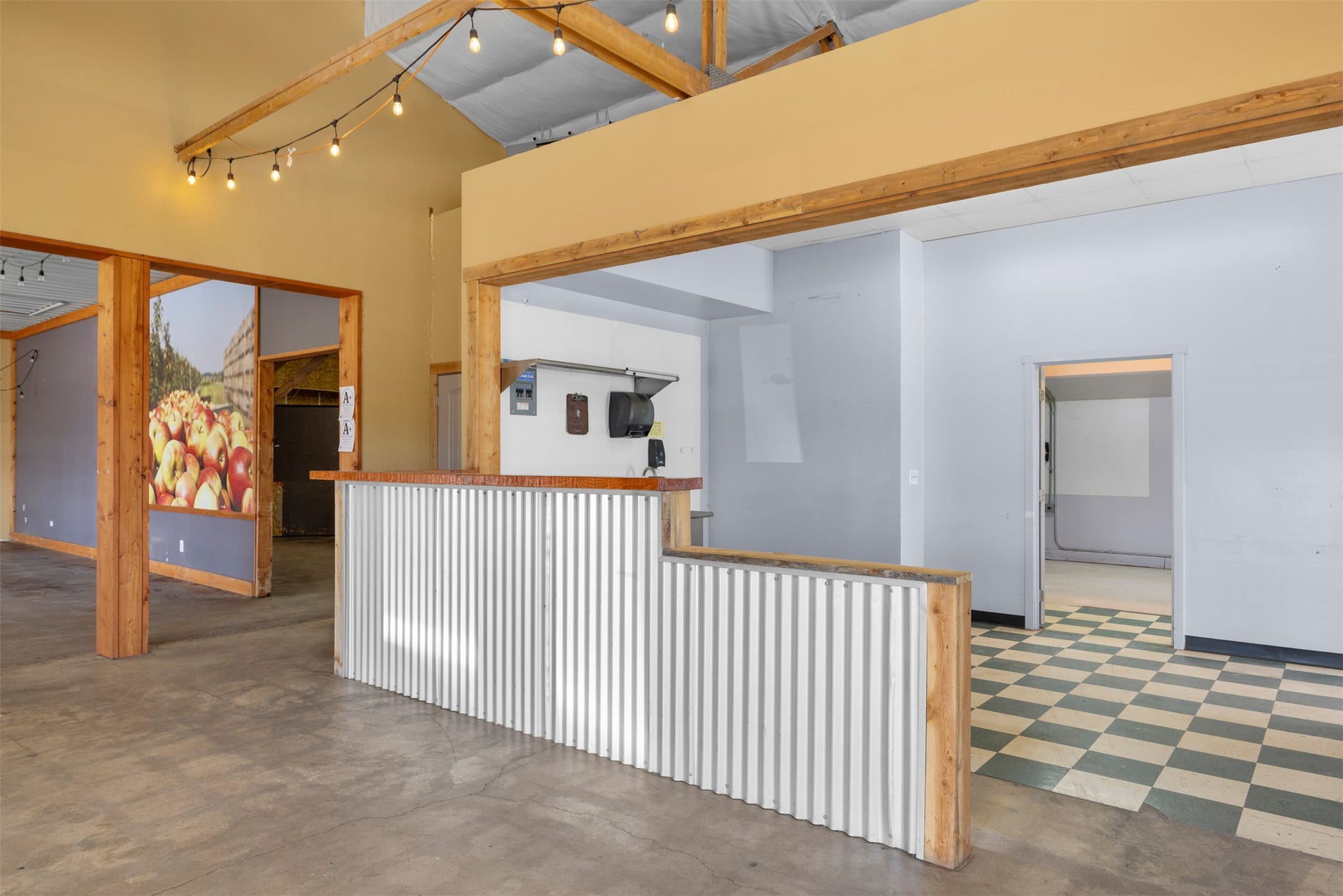 3250 US Hwy 2 E, Kalispell, MT 59901 3250 US Hwy 2 E, Kalispell, MT 59901