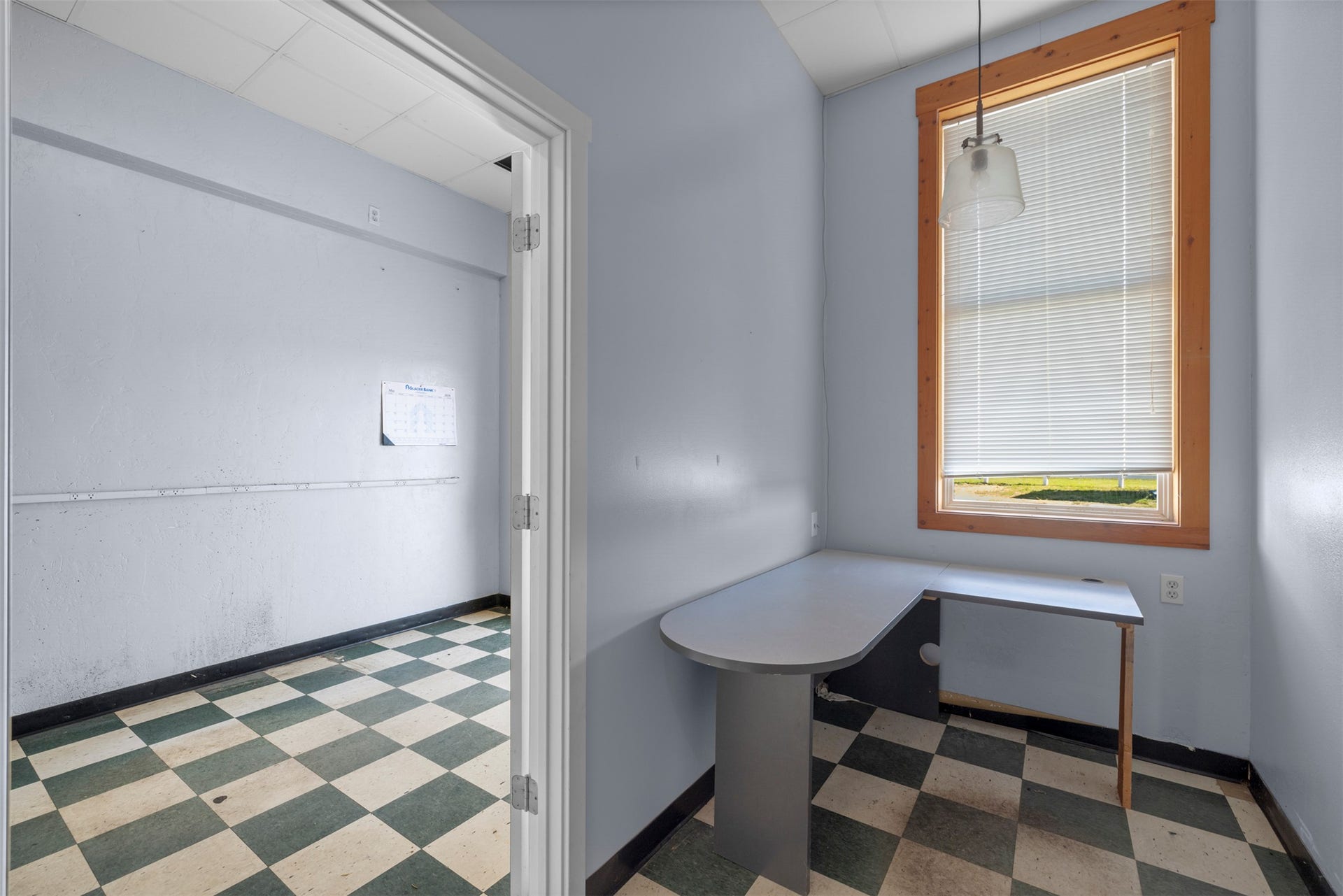 3250 US Hwy 2 E, Kalispell, MT 59901 3250 US Hwy 2 E, Kalispell, MT 59901