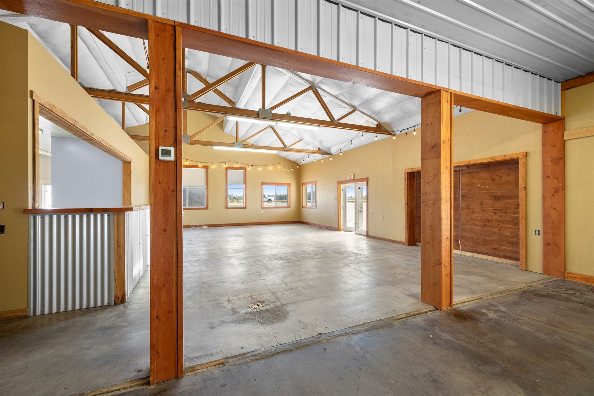 3250 US Hwy 2 E, Kalispell, MT 59901 3250 US Hwy 2 E, Kalispell, MT 59901