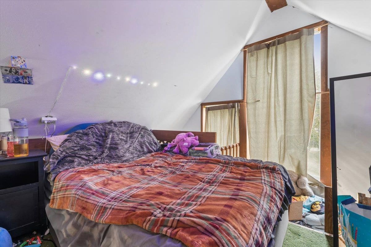 59 Ranchetts Lane, Bigfork, MT 59911 3 level nook