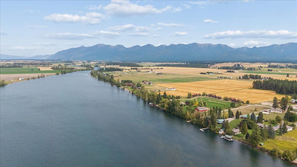 59 Ranchetts Lane, Bigfork, MT 59911 Flathead River, Access only