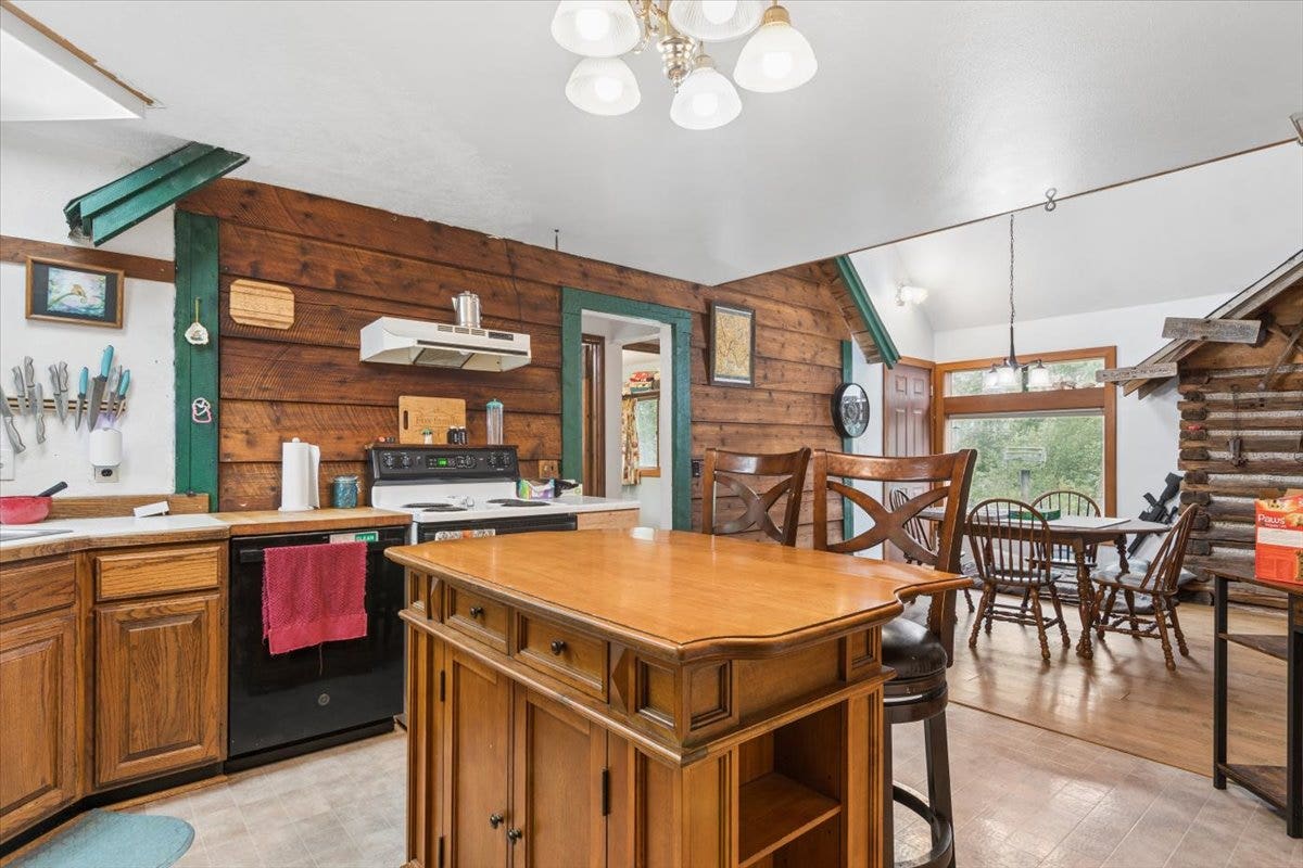 59 Ranchetts Lane, Bigfork, MT 59911 59 Ranchetts Lane, Bigfork, MT 59911