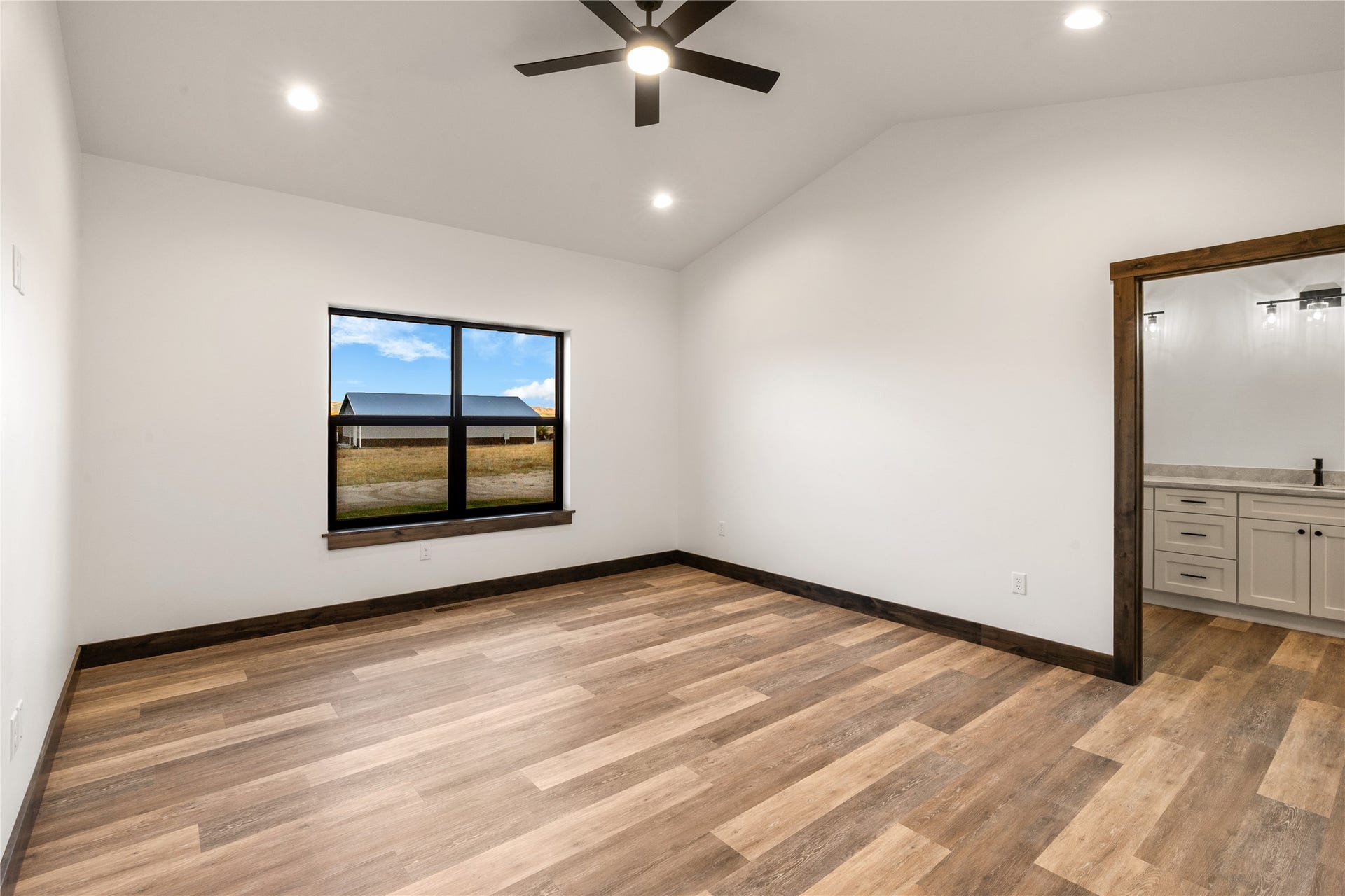 60 Nez Perce Trail, Townsend, MT 59644 Primary Bedroom