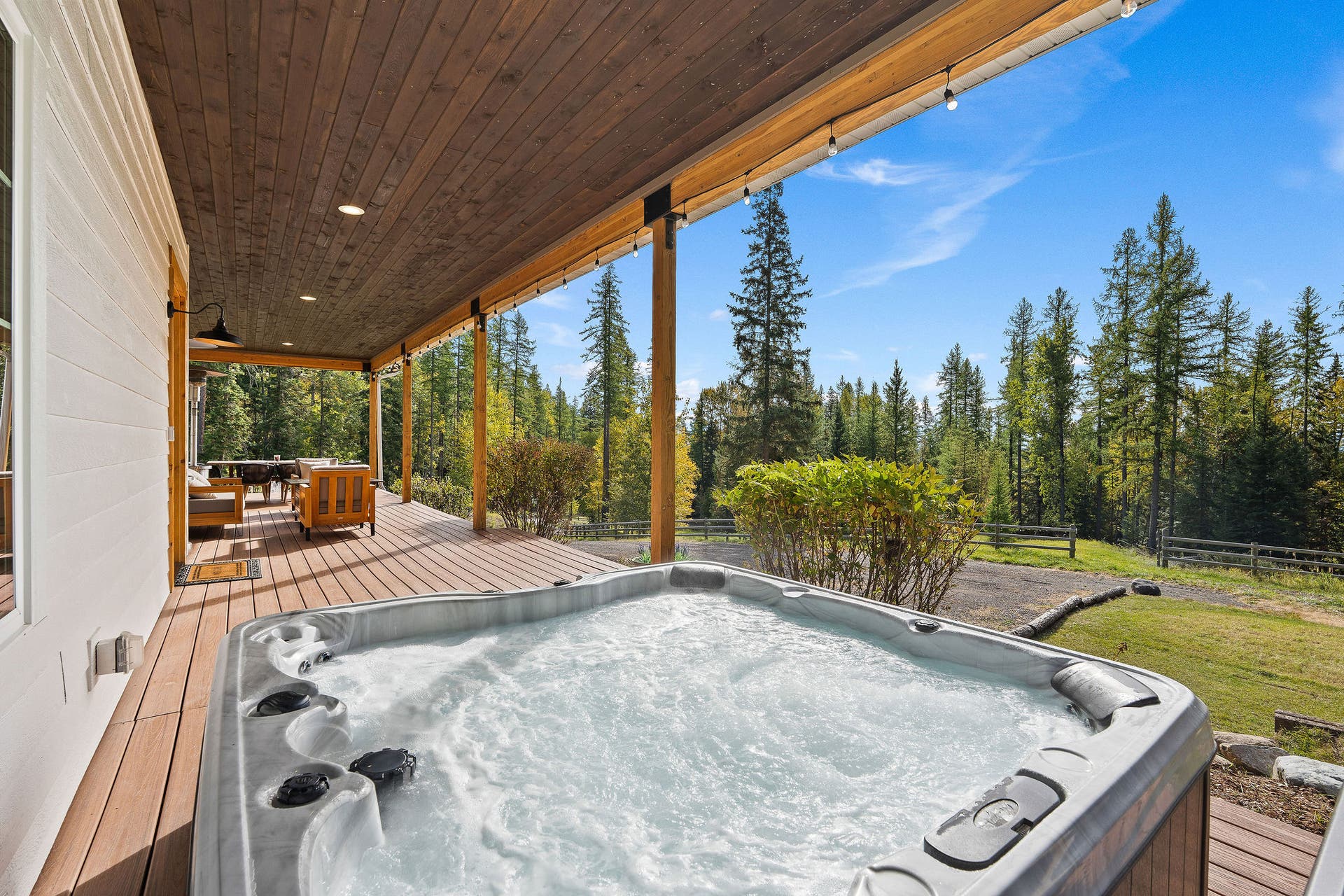 687 N Valley Drive, Whitefish, MT 59937 687 N Valley Drive, Whitefish, MT 59937