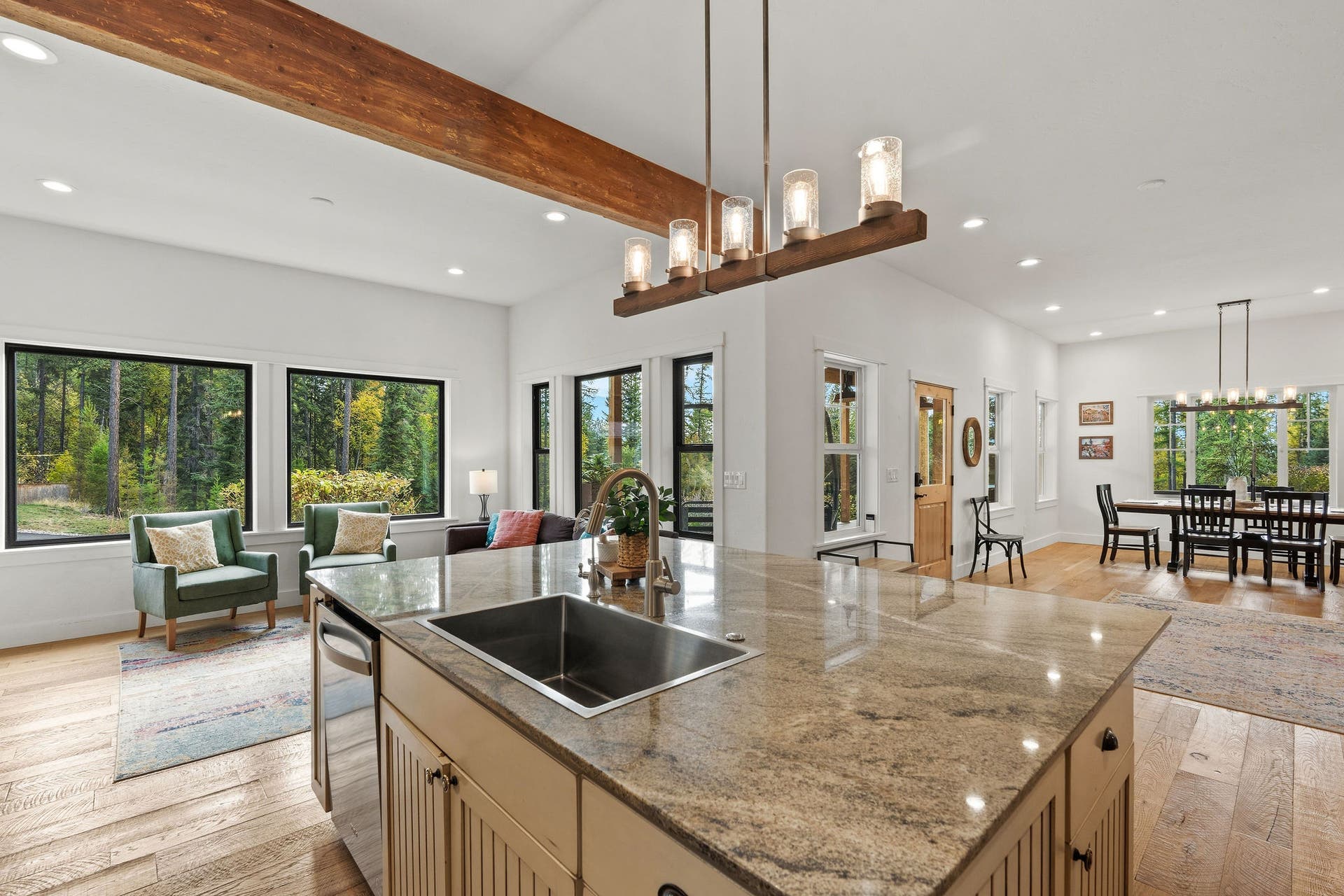 687 N Valley Drive, Whitefish, MT 59937 687 N Valley Drive, Whitefish, MT 59937