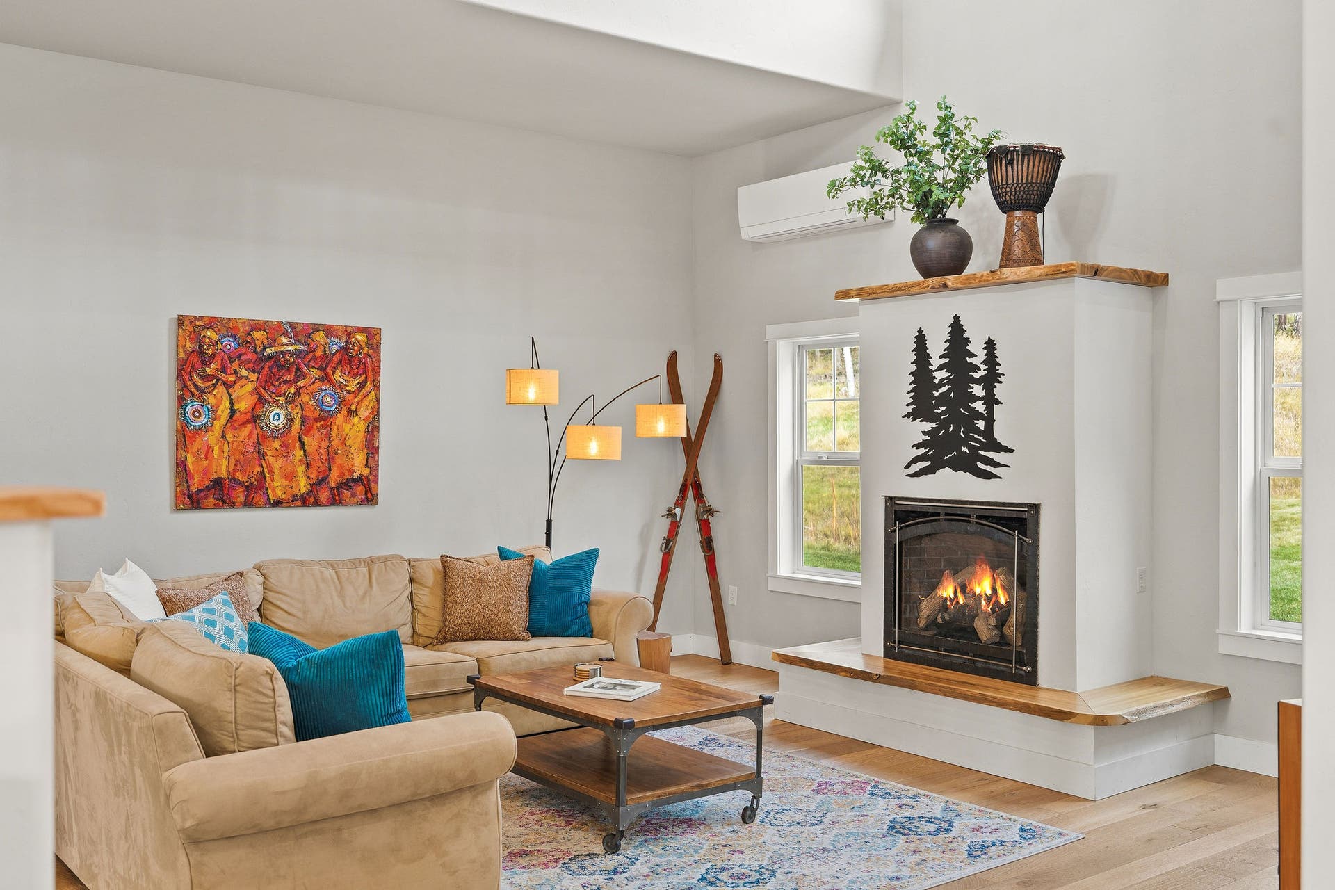 687 N Valley Drive, Whitefish, MT 59937 687 N Valley Drive, Whitefish, MT 59937