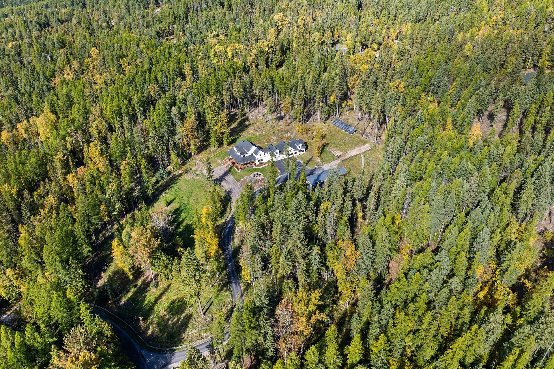 687 N Valley Drive, Whitefish, MT 59937 687 N Valley Drive, Whitefish, MT 59937