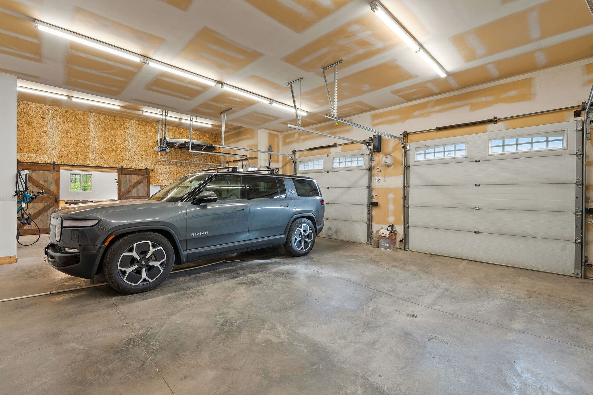 687 N Valley Drive, Whitefish, MT 59937 687 N Valley Drive, Whitefish, MT 59937