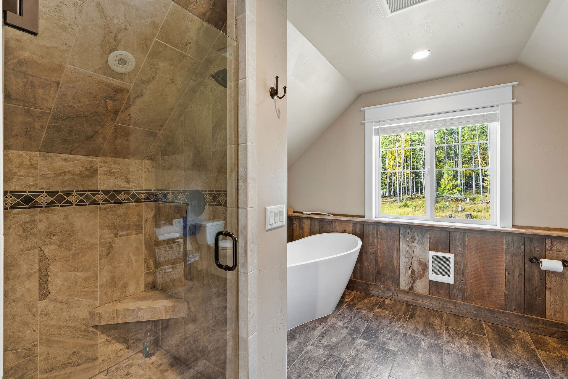 687 N Valley Drive, Whitefish, MT 59937 687 N Valley Drive, Whitefish, MT 59937