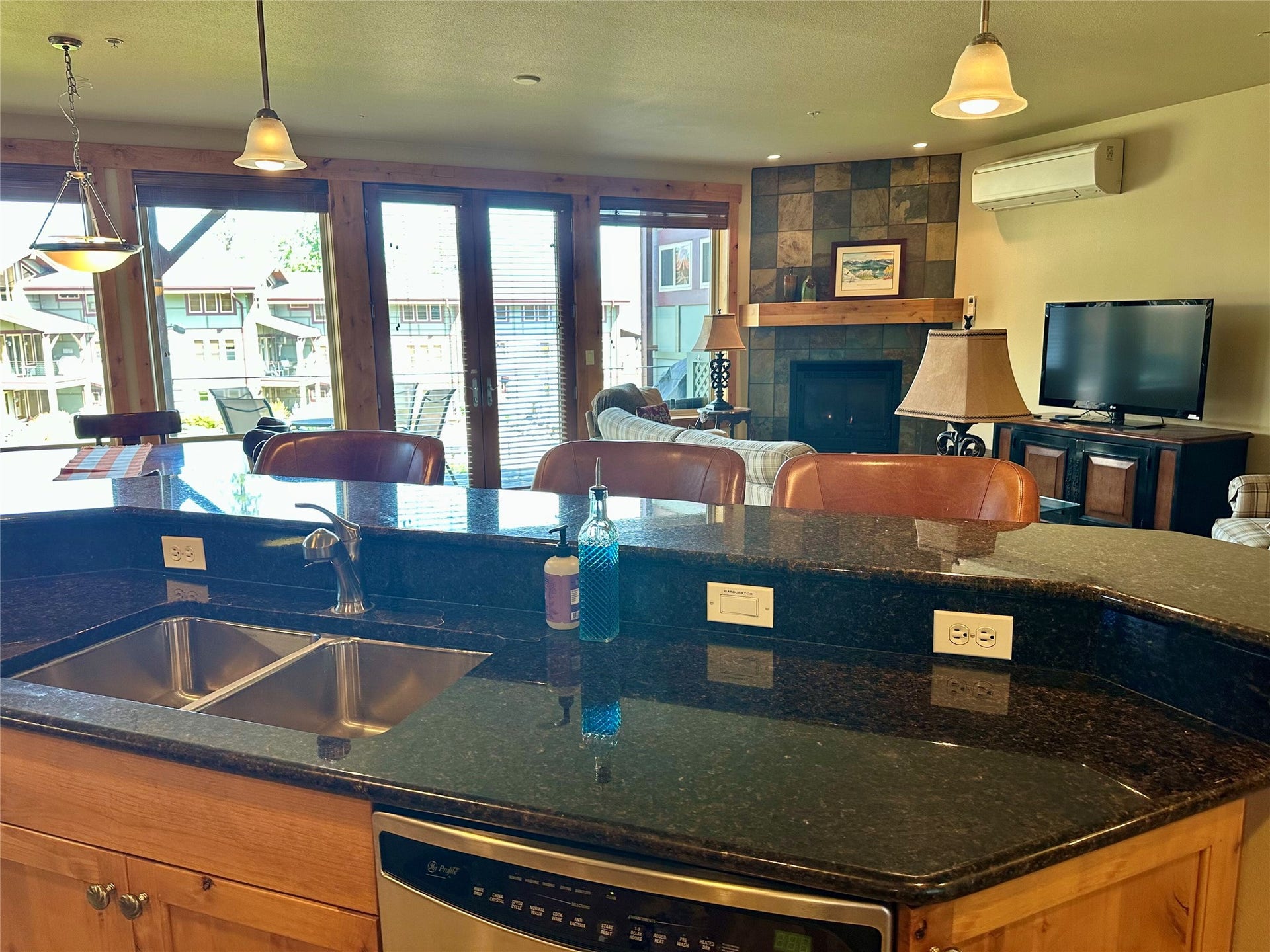 7175 US Hwy 93 S, Building 4, #202, Lakeside, MT 59922 7175 US Hwy 93 S, Building 4, #202, Lakeside, MT 59922