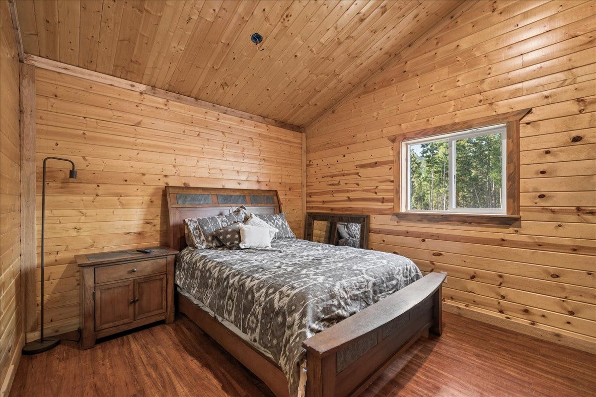 448 Cloud Creek Road, Somers, MT 59932 Bedroom w/ Vaulted Ceilings