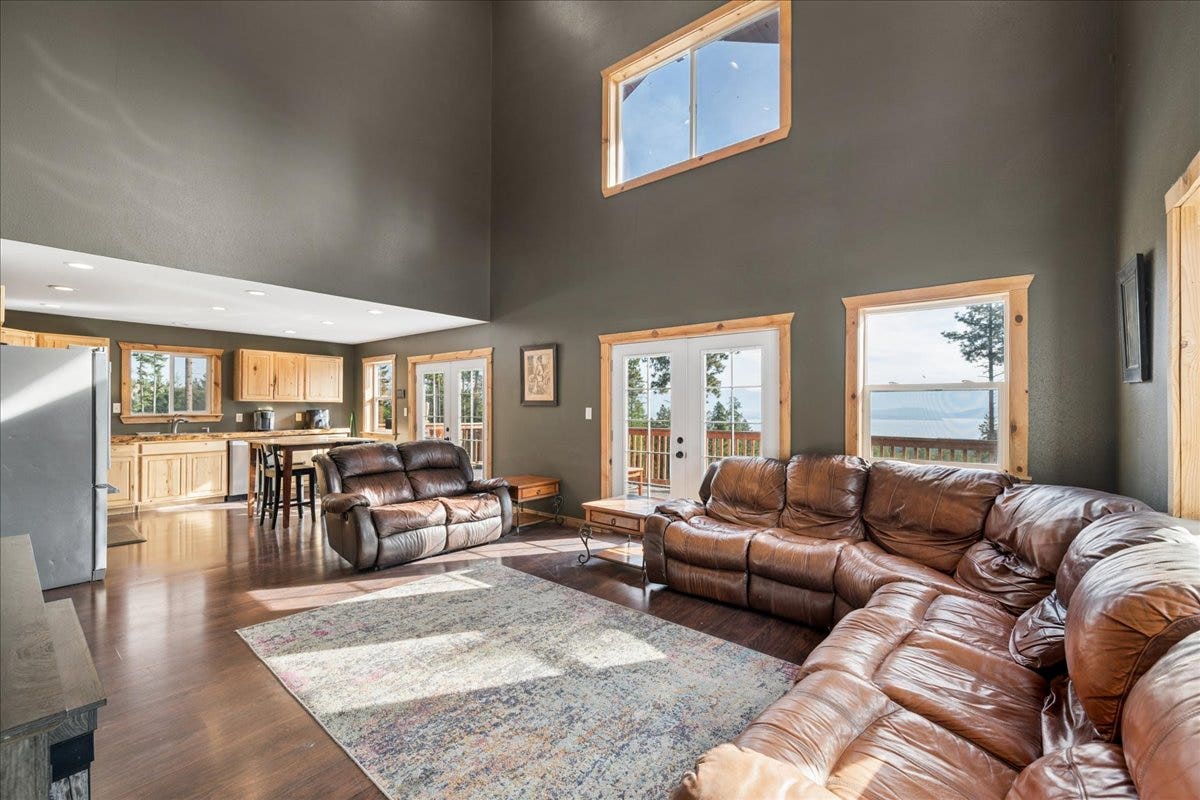 448 Cloud Creek Road, Somers, MT 59932 Living Room - Kitchen