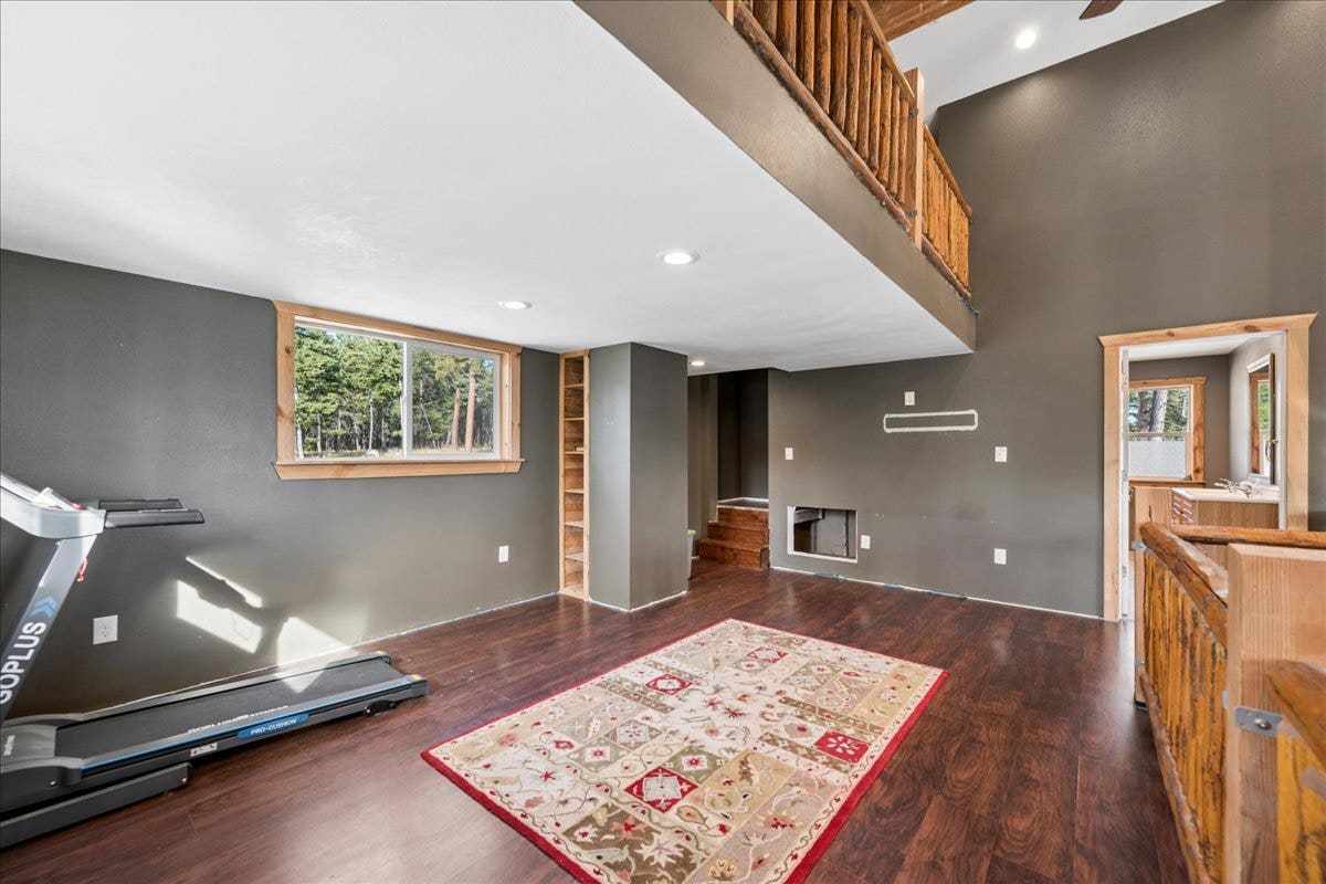 448 Cloud Creek Road, Somers, MT 59932 The Loft Level 2