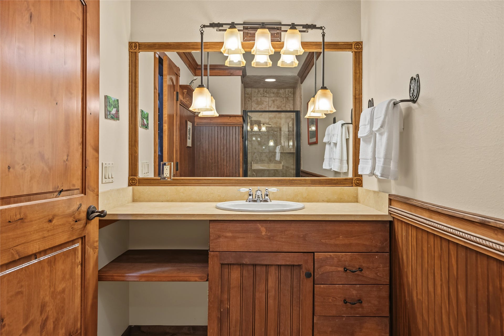 622 Wild Swan Trail, Bigfork, MT 59911 Lower level 3/4 bath