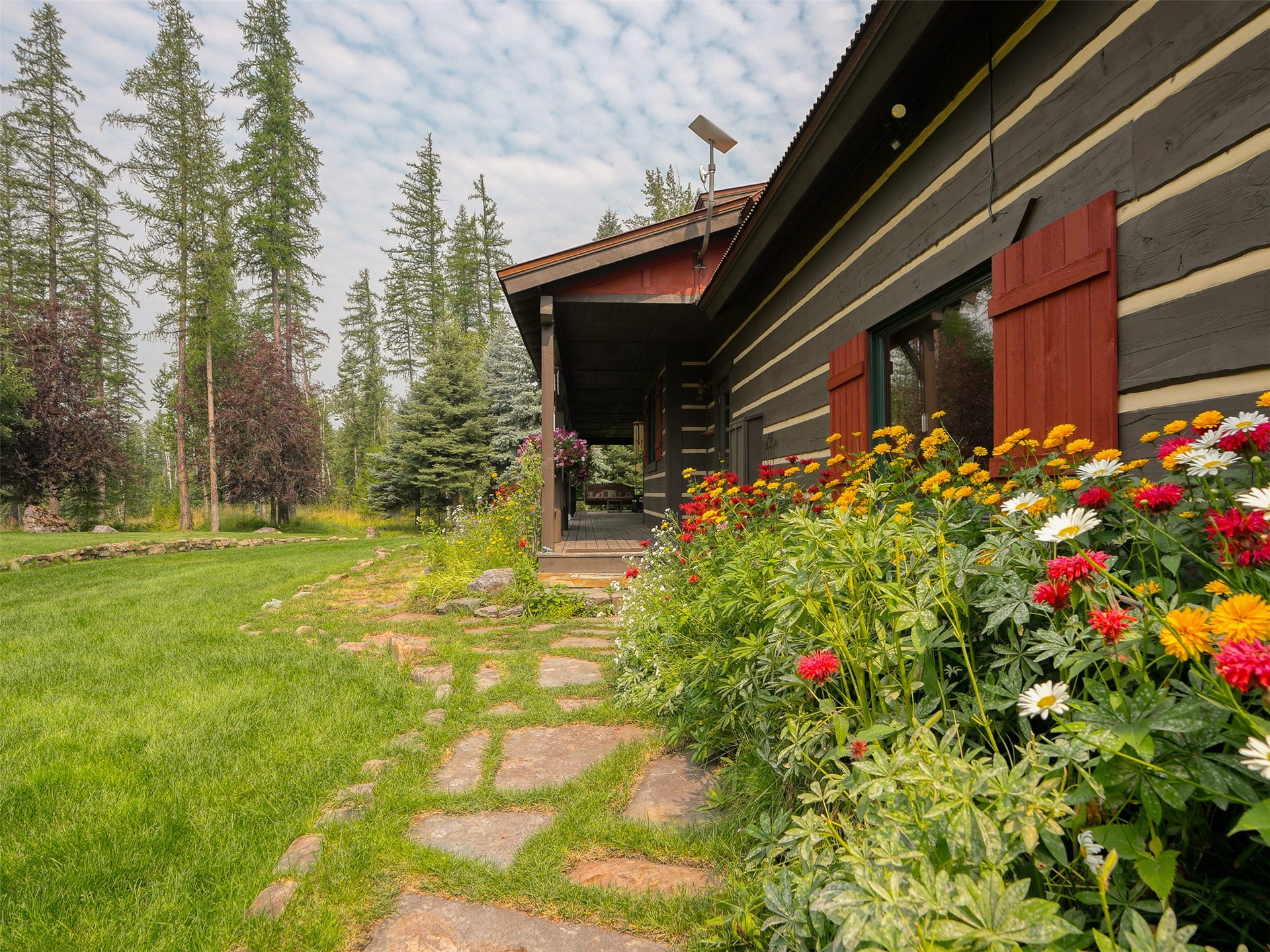 622 Wild Swan Trail, Bigfork, MT 59911 Main home - walk to front entrance