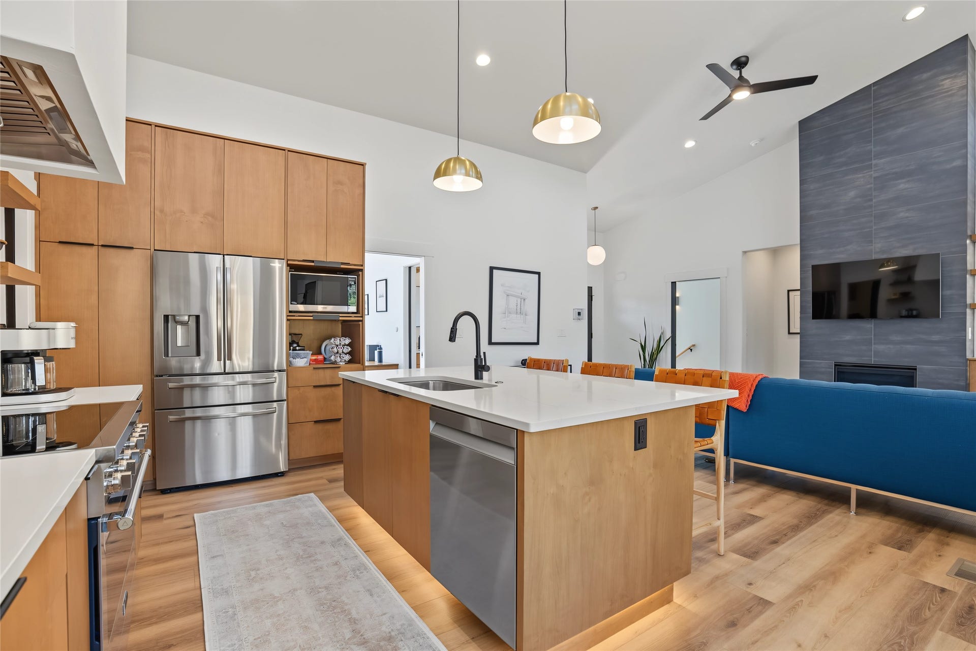 622 Wild Swan Trail, Bigfork, MT 59911 Spacious living and kitchen area create an inviting open-concept space, perfect for entertaining