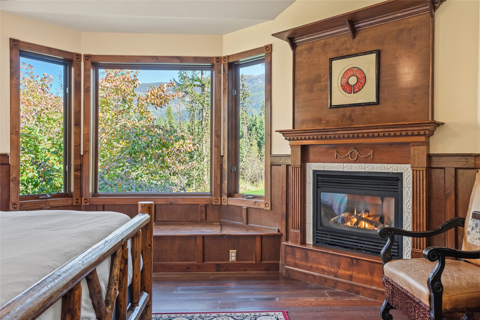 622 Wild Swan Trail, Bigfork, MT 59911 Primary bedroom with gas fireplace